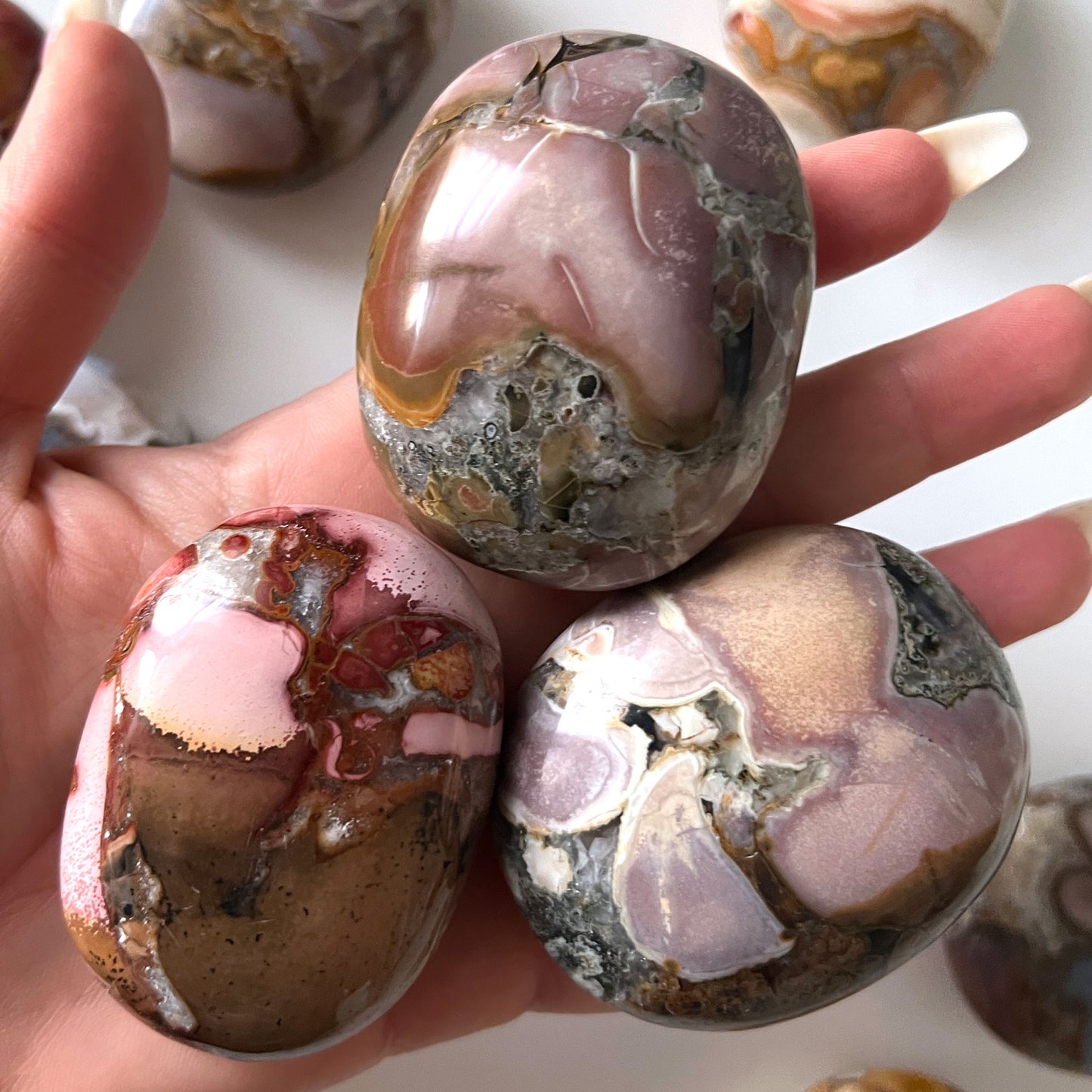 Cobra Jasper Palm Stone