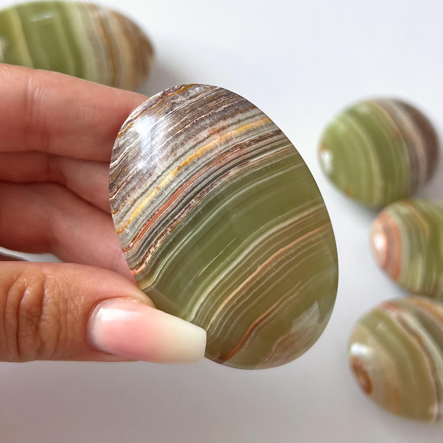 Green Onyx Palm Stone