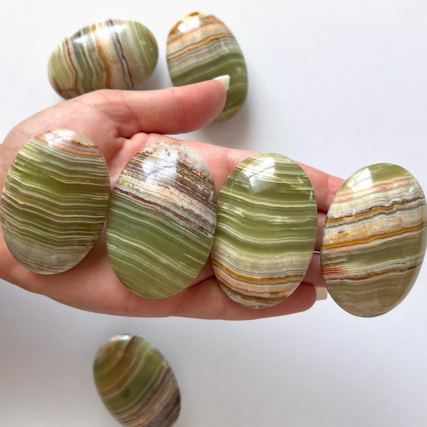 Green Onyx Palm Stone