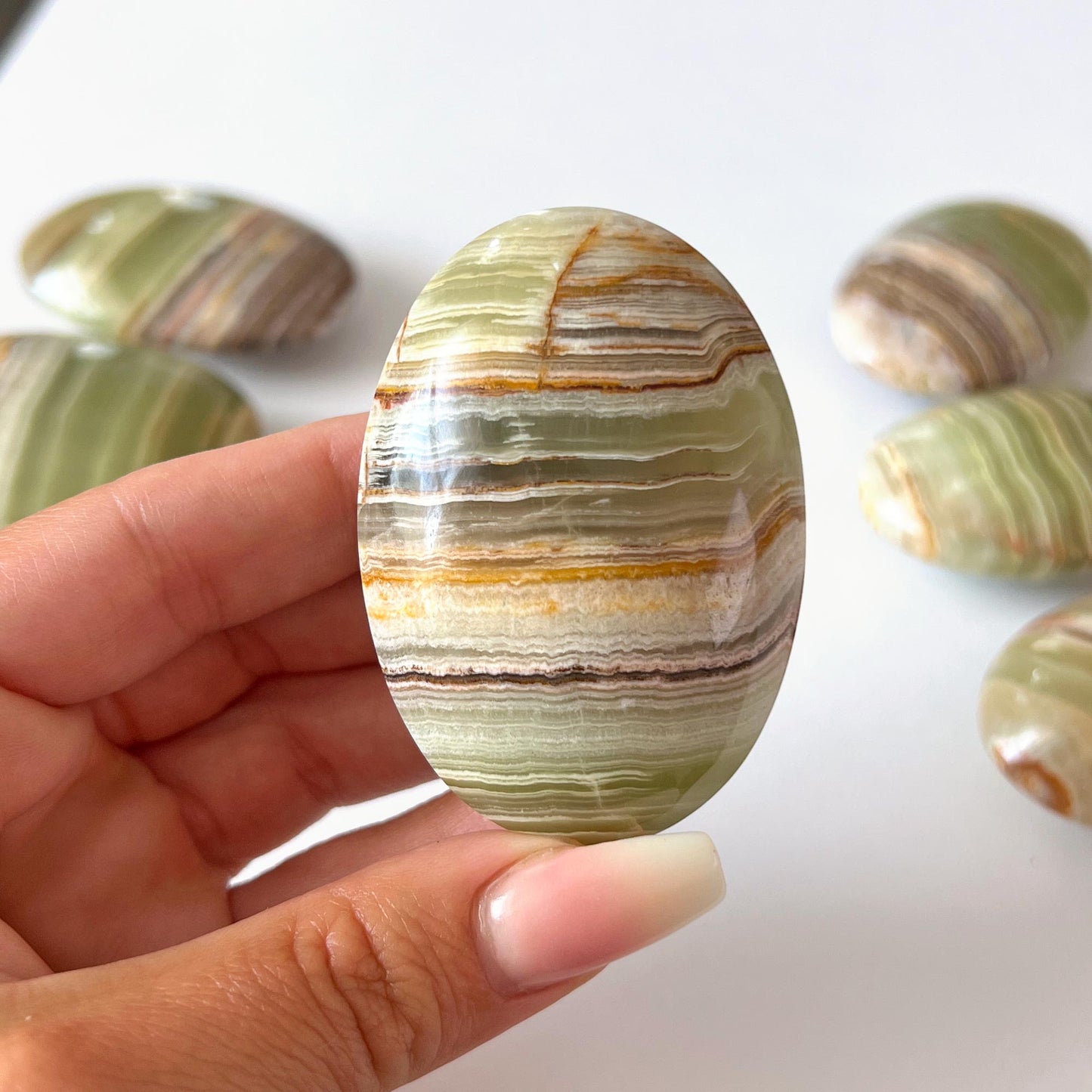 Green Onyx Palm Stone