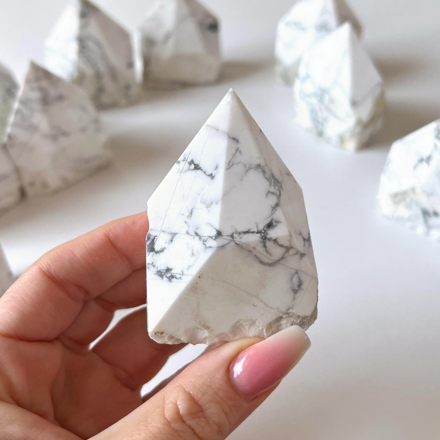 Howlite Top Polished Point