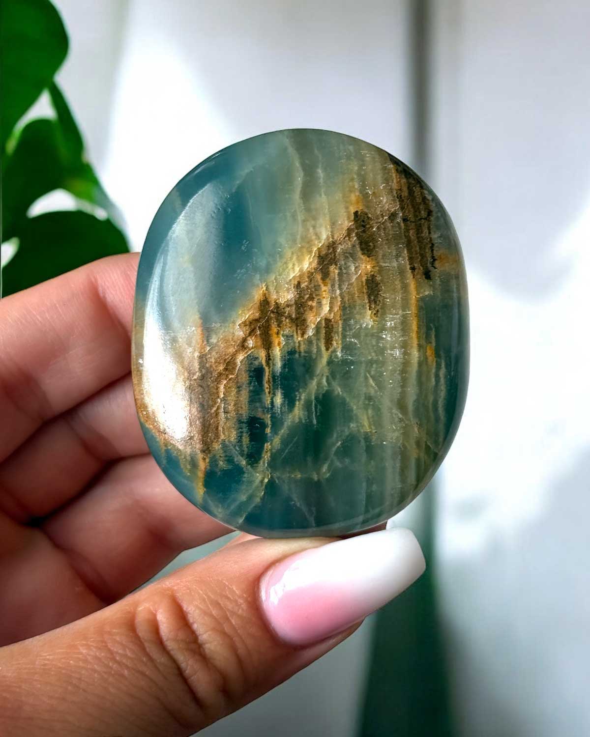 Lemurian Aquatine Blue Onyx Palm Stone