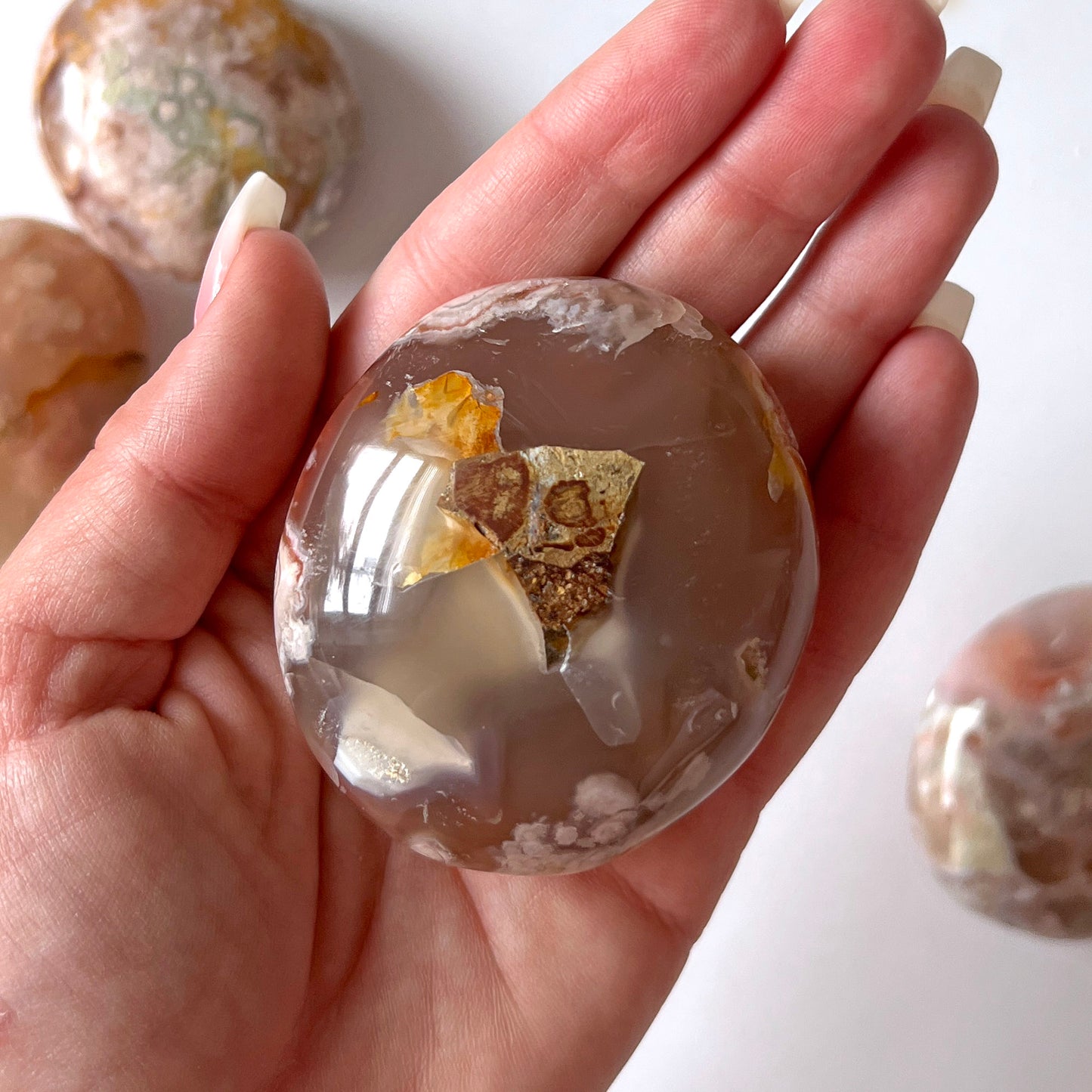 Red Flower Agate Palm Stone