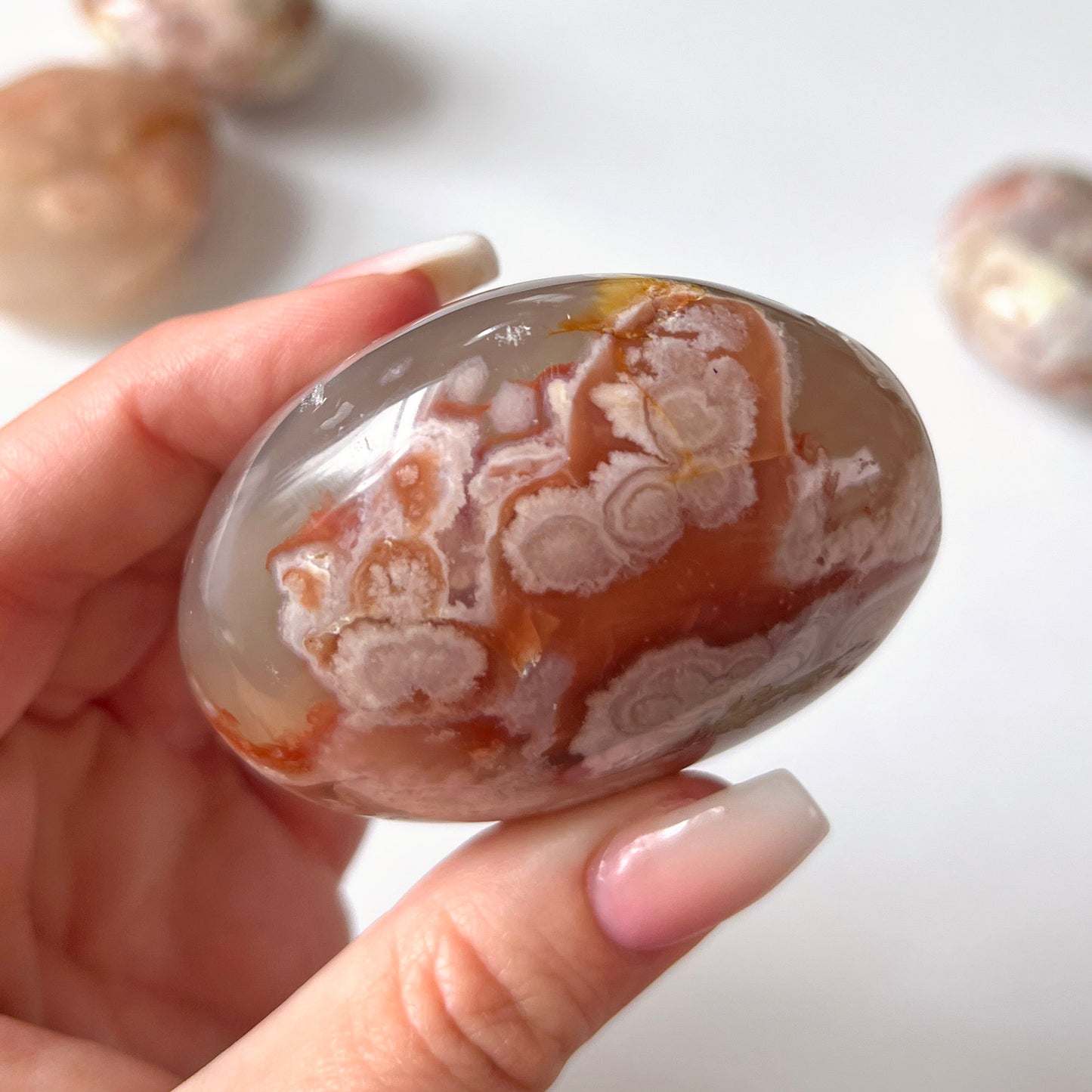 Red Flower Agate Palm Stone