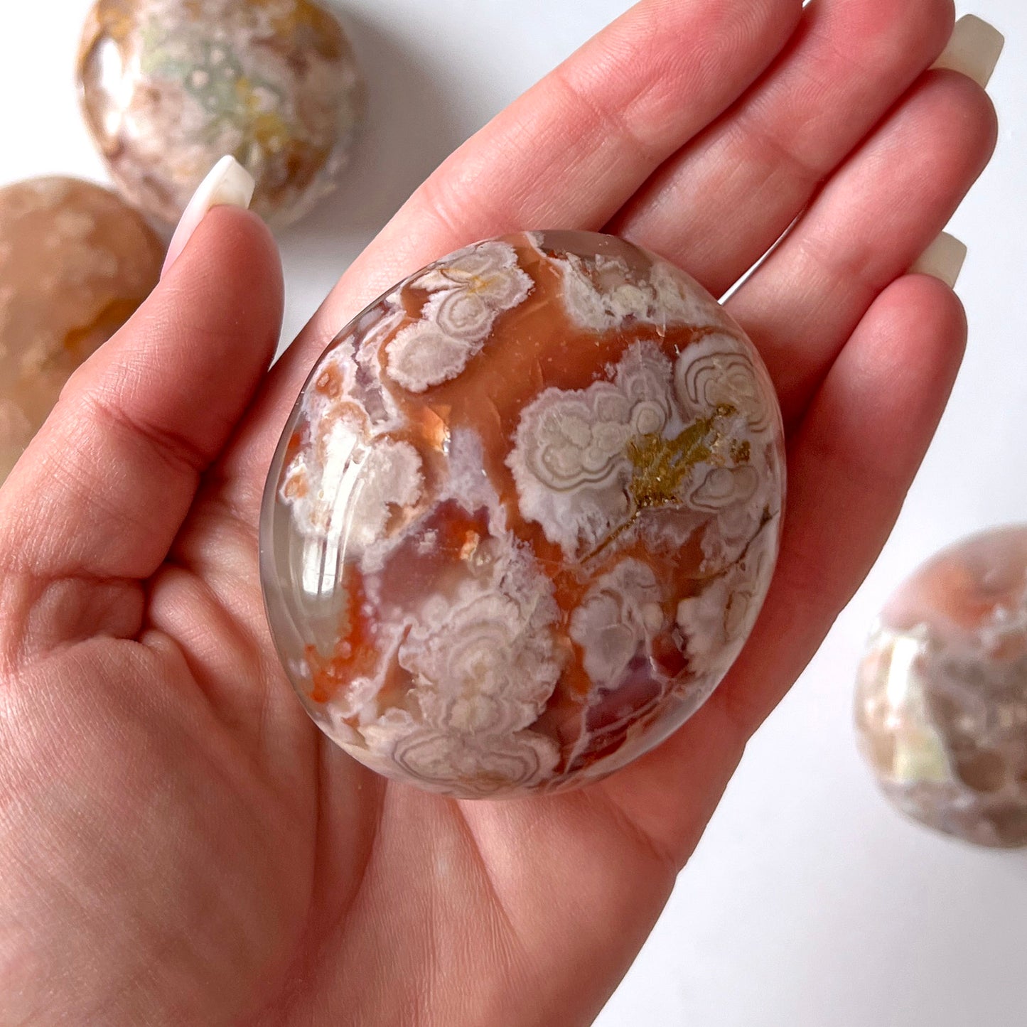 Red Flower Agate Palm Stone