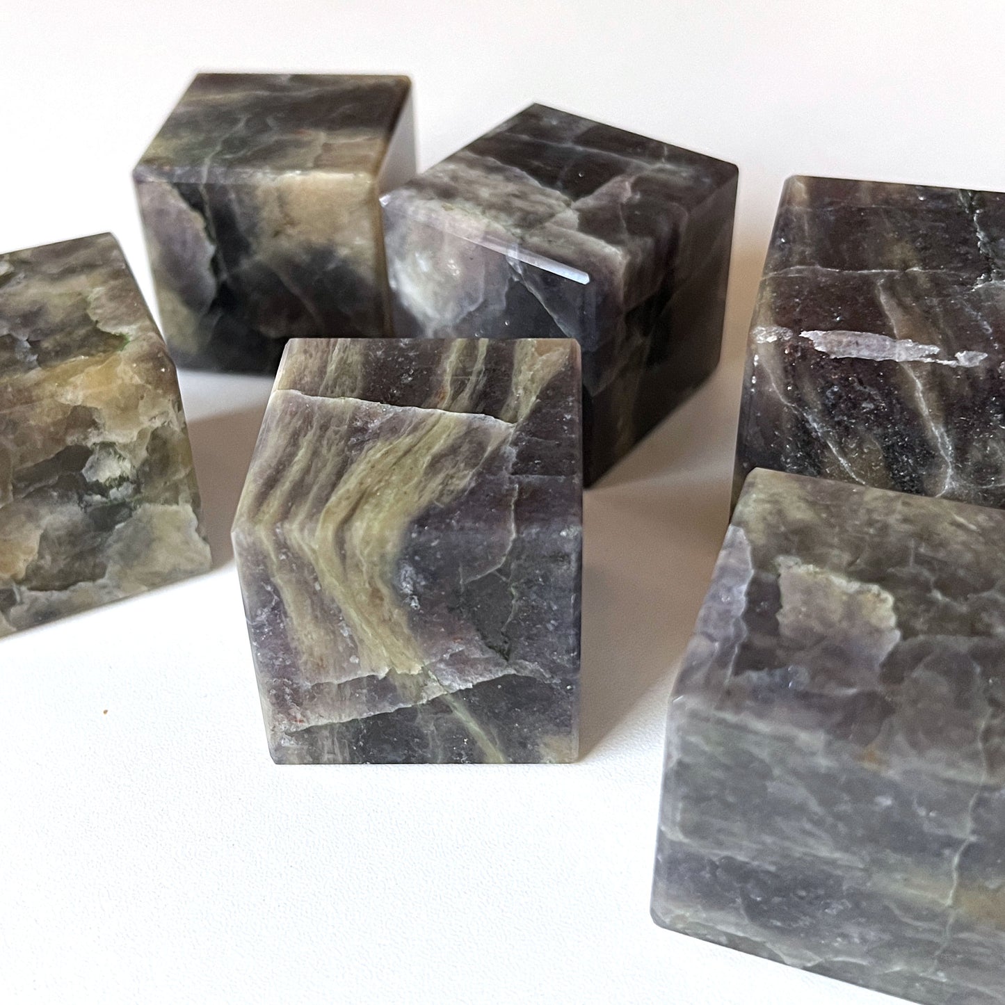 Iolite Cube