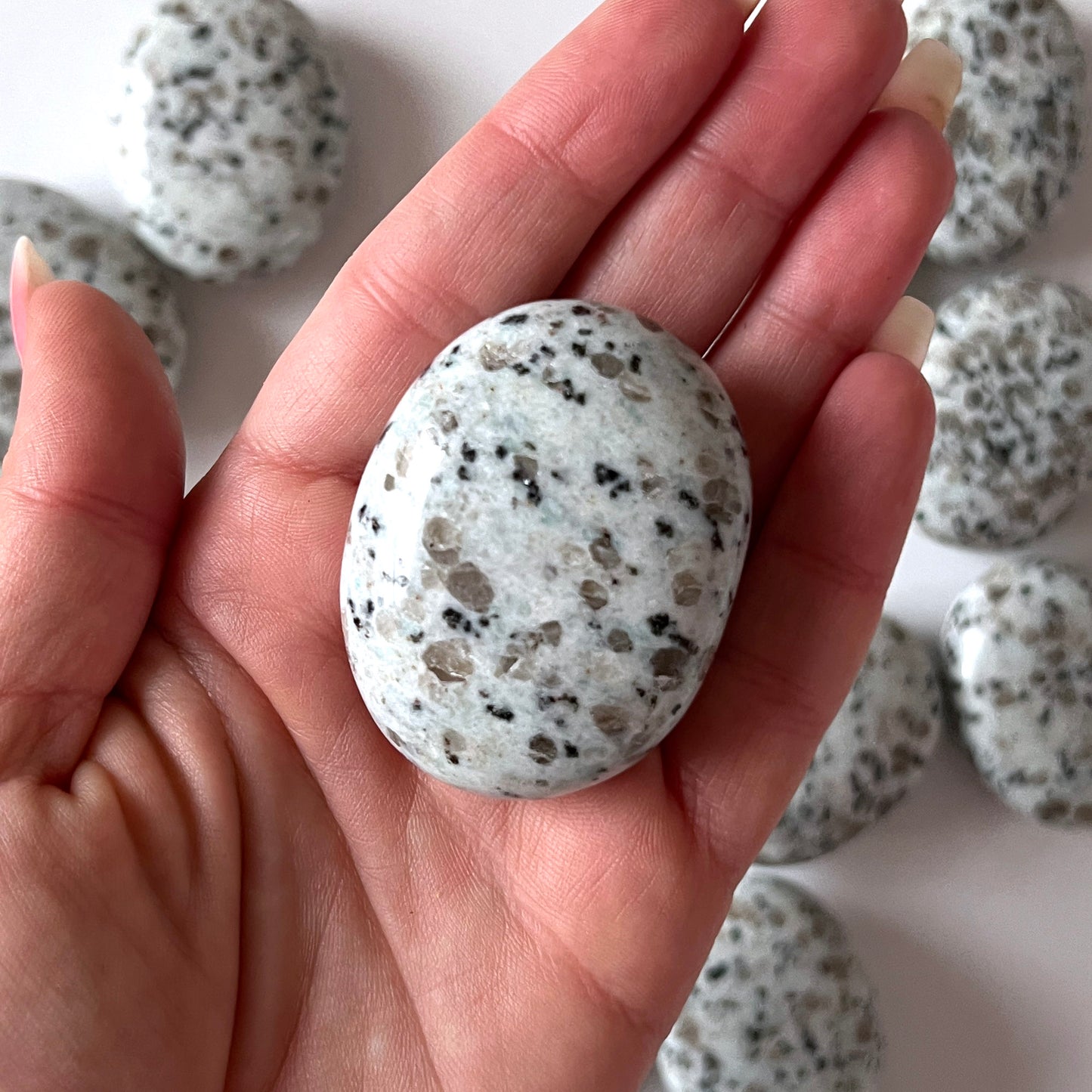 Kiwi Jasper Palm Stone