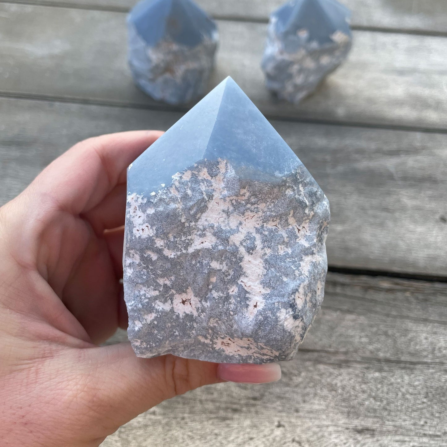 SPIRIT CONNECTION Angelite Top Polished Point | Angelite Tower | Spirit Guides | Guardian Angels | Spirit Connection - Sole Luna