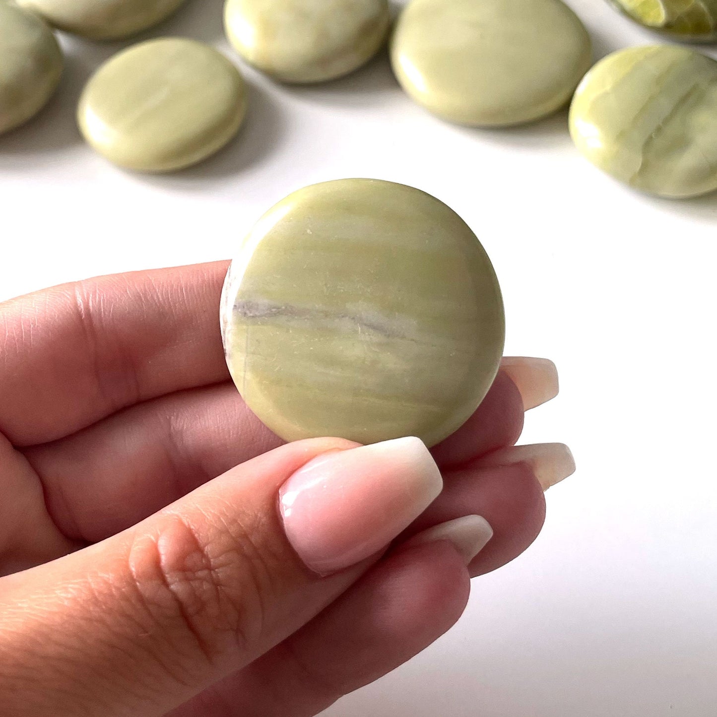Serpentine Round Mini Palm Stone | Meditation Palm Stone | Kundalini Energy - Sole Luna