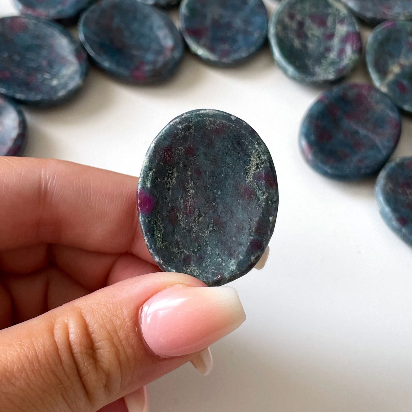 MANIFESTATION Ruby Blue Kyanite Worry Stone | Communication | Truth | Emotional Healing | Passion | Attraction - Sole Luna