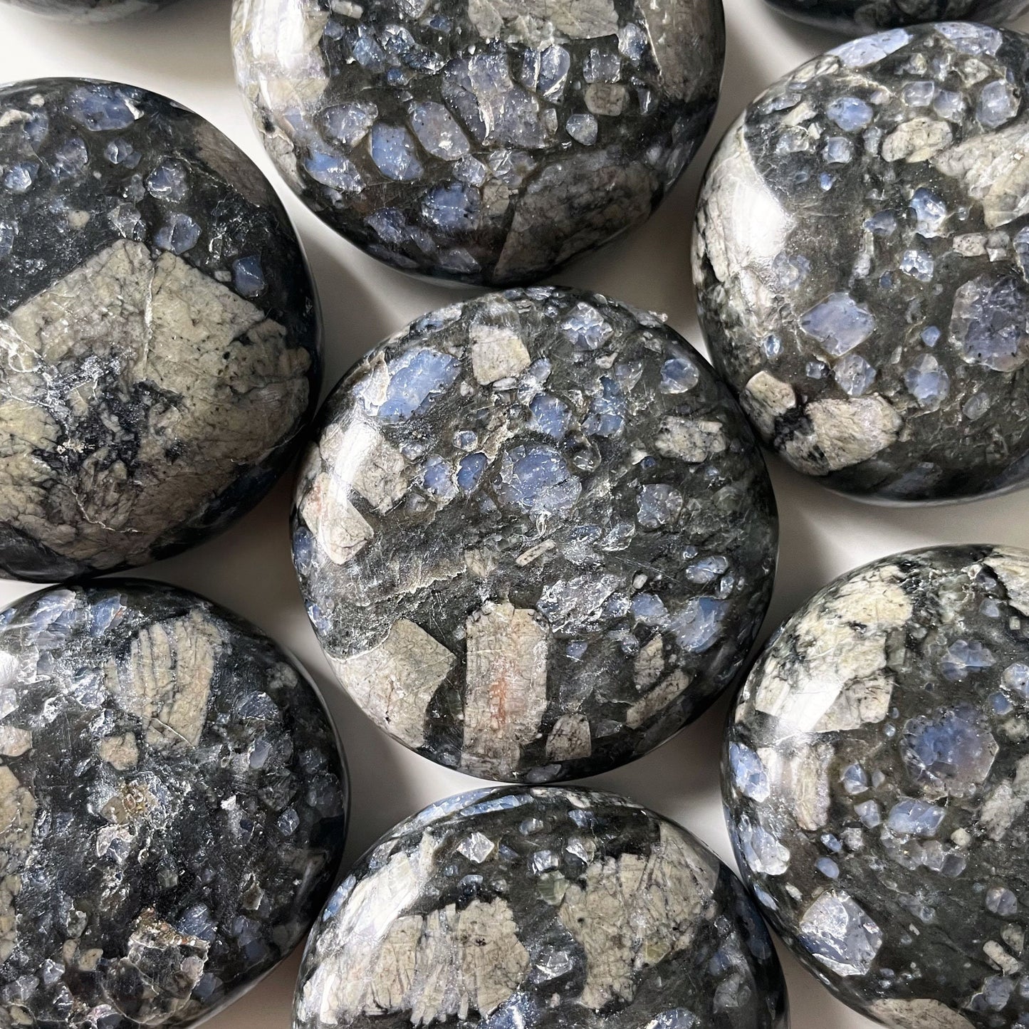 RARE Black Que Sera Round Palm Stone | Llanite UFO | Glaucophane | Higher Dimensional Awareness | Clairaudience | Overcoming Negativity - Sole Luna