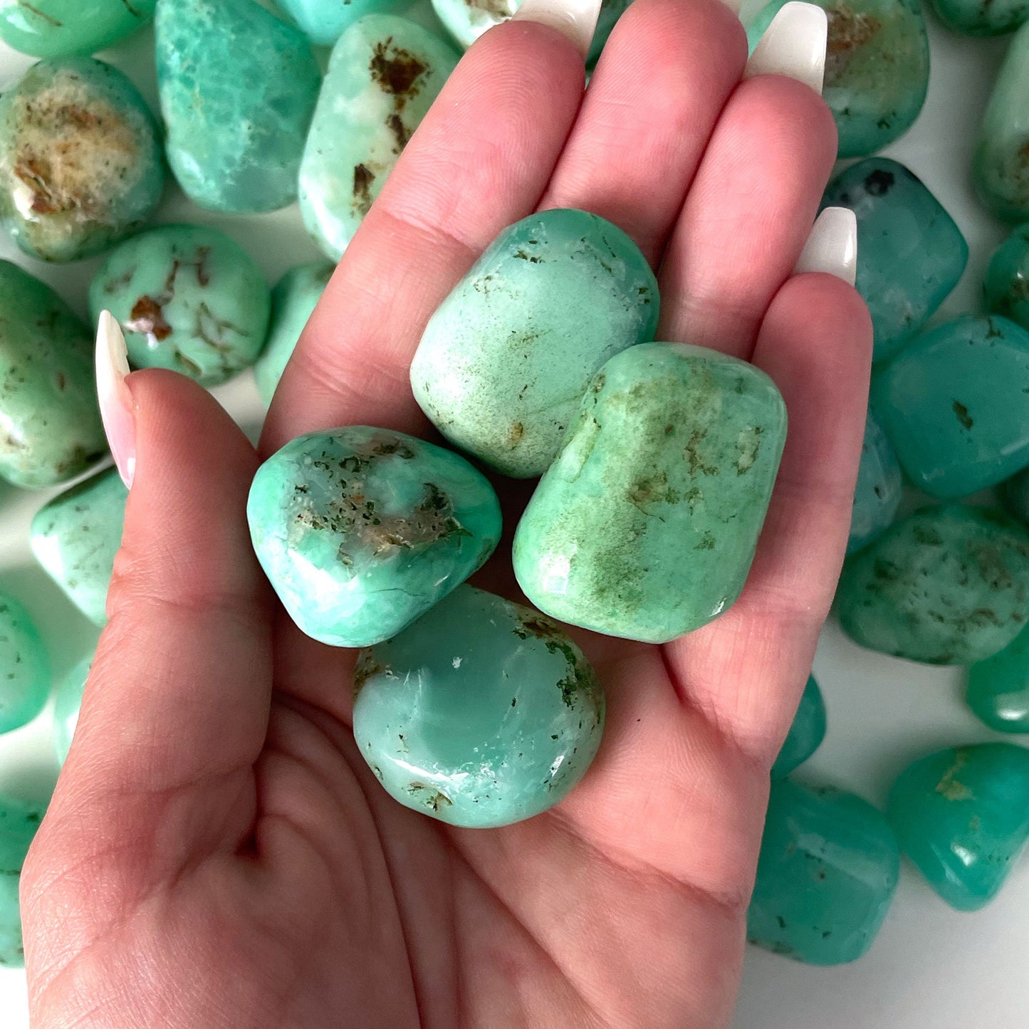 HEART HEALER Chrysoprase Tumbled Stone | Green Chalcedony | Detoxifying | Heart Chakra Activation | Optimism | Abundance | Forgiveness - Sole Luna