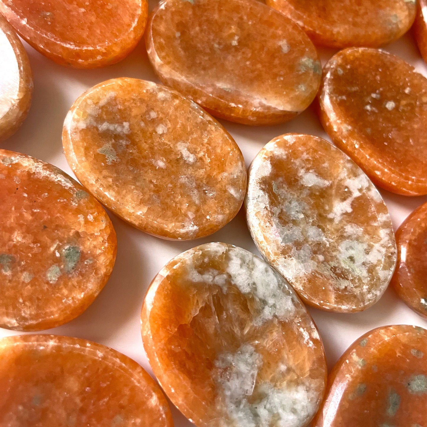 Orange Calcite Worry Stone | Orchid Calcite | Energizing | Creativity Booster | Happiness | Joy | Optimism - Sole Luna