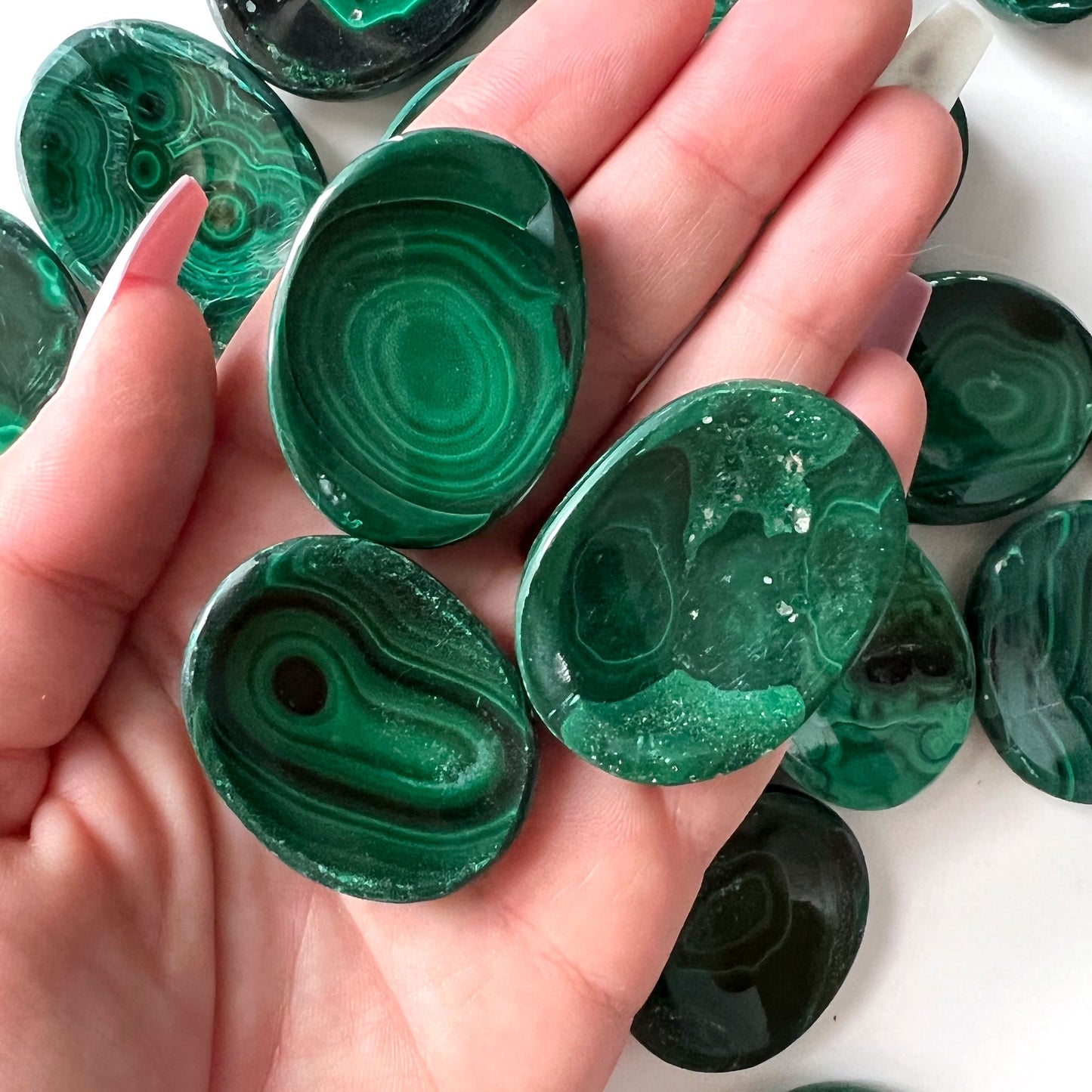 Malachite Worry Stone | Manifestation | Protection | Abundance | Change - Sole Luna