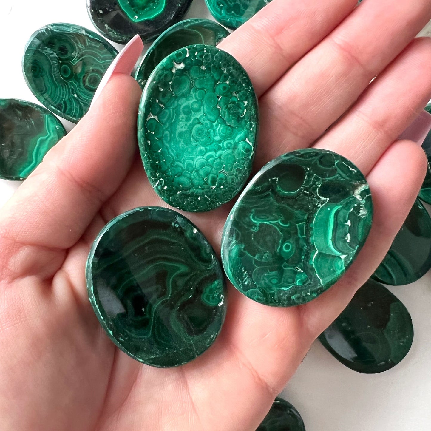Malachite Worry Stone | Manifestation | Protection | Abundance | Change - Sole Luna