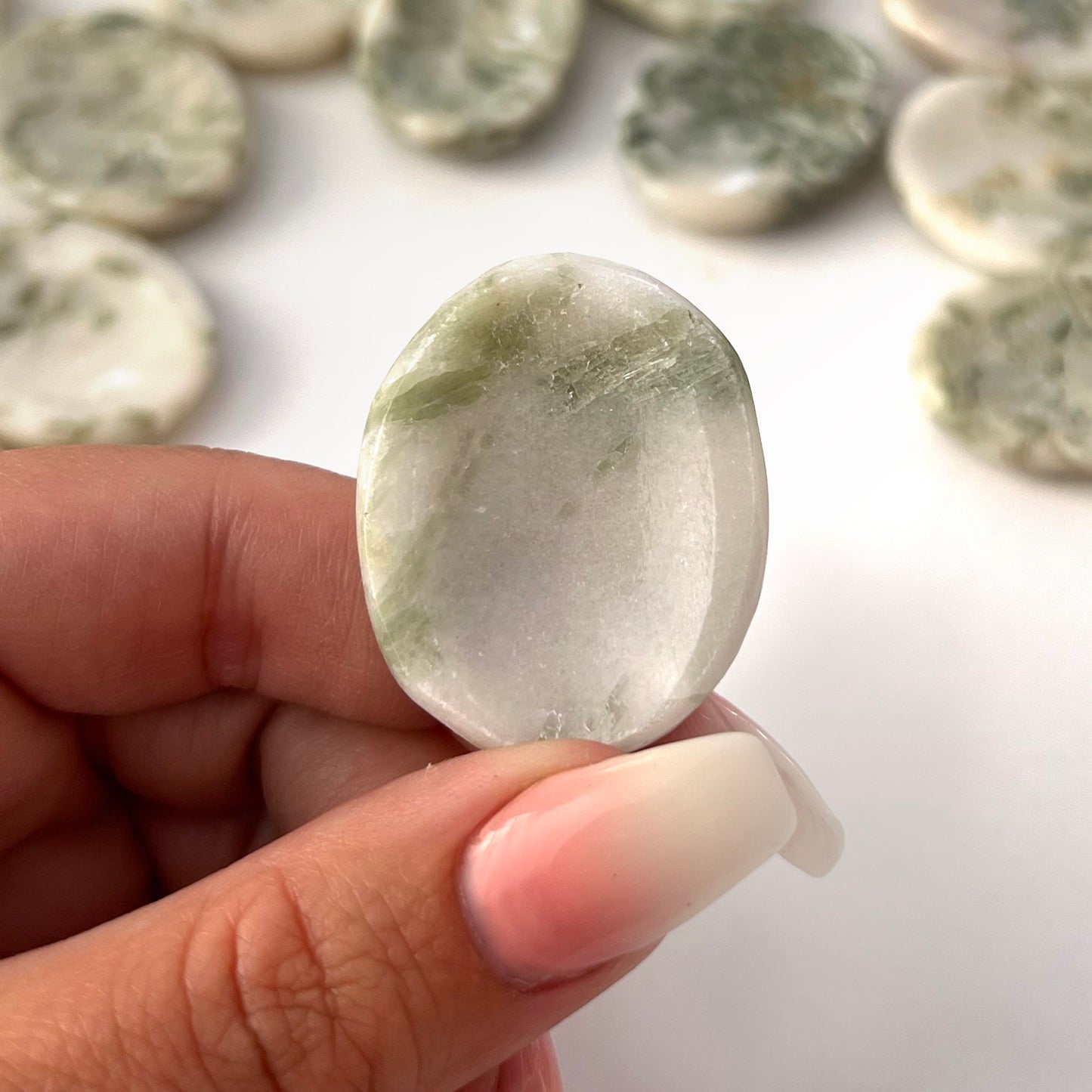 Green Kyanite Worry Stone | Heart Chakra Connection | Psychic Awareness | Truth | Discernment | Aids in Judgement of Character | Abundance - Sole Luna