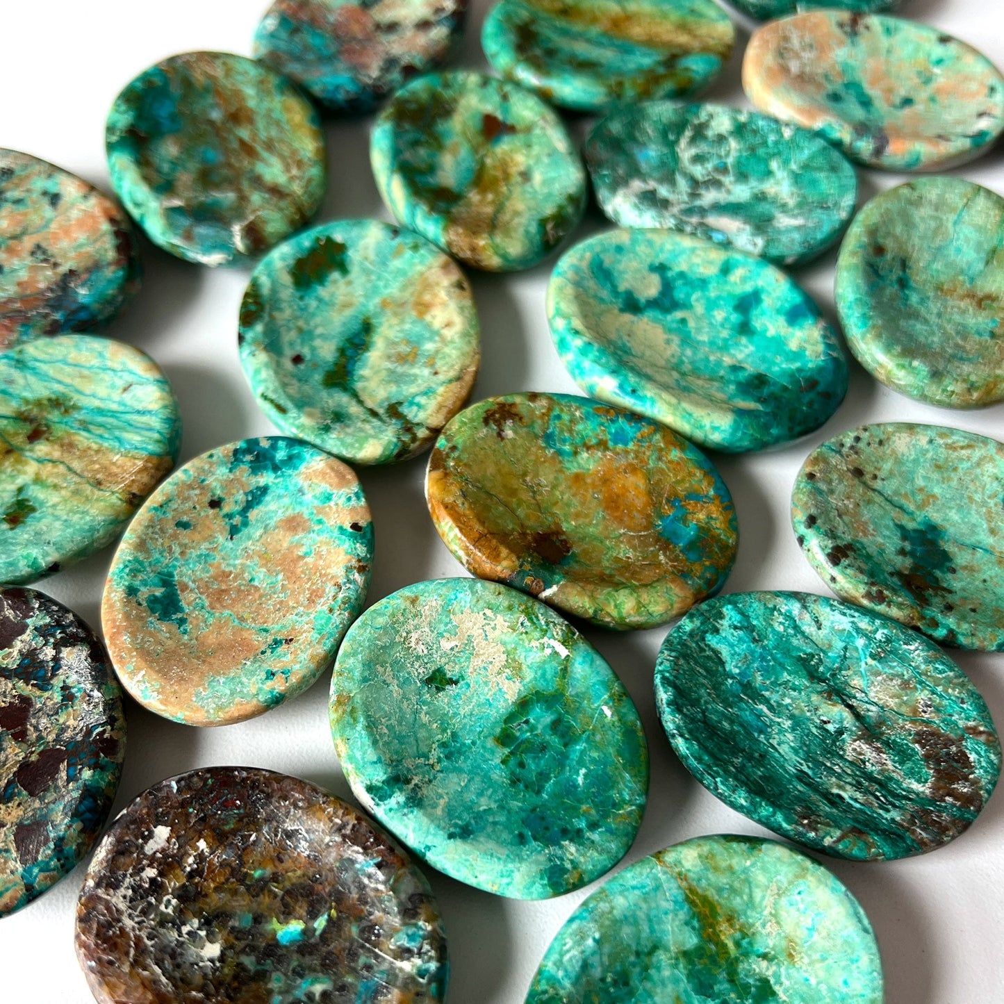 Peruvian Chrysocolla Worry Stone | Communication | Personal Truth | Happiness | Transition + Change | Meditation - Sole Luna