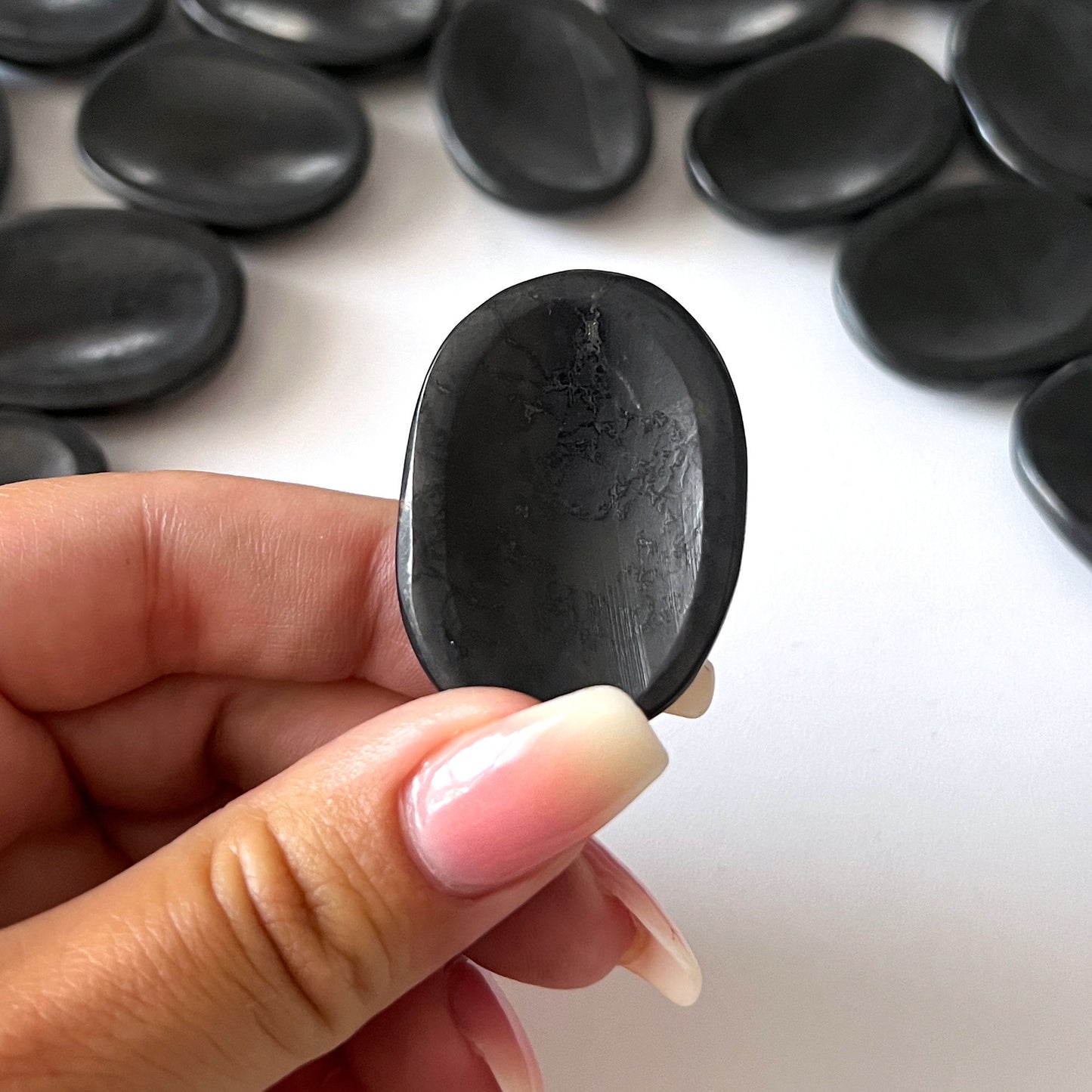 DETOX STONE Shungite Worry Stone | Purification | EMF Protection | Astral Travel | Anxiety Relief - Sole Luna