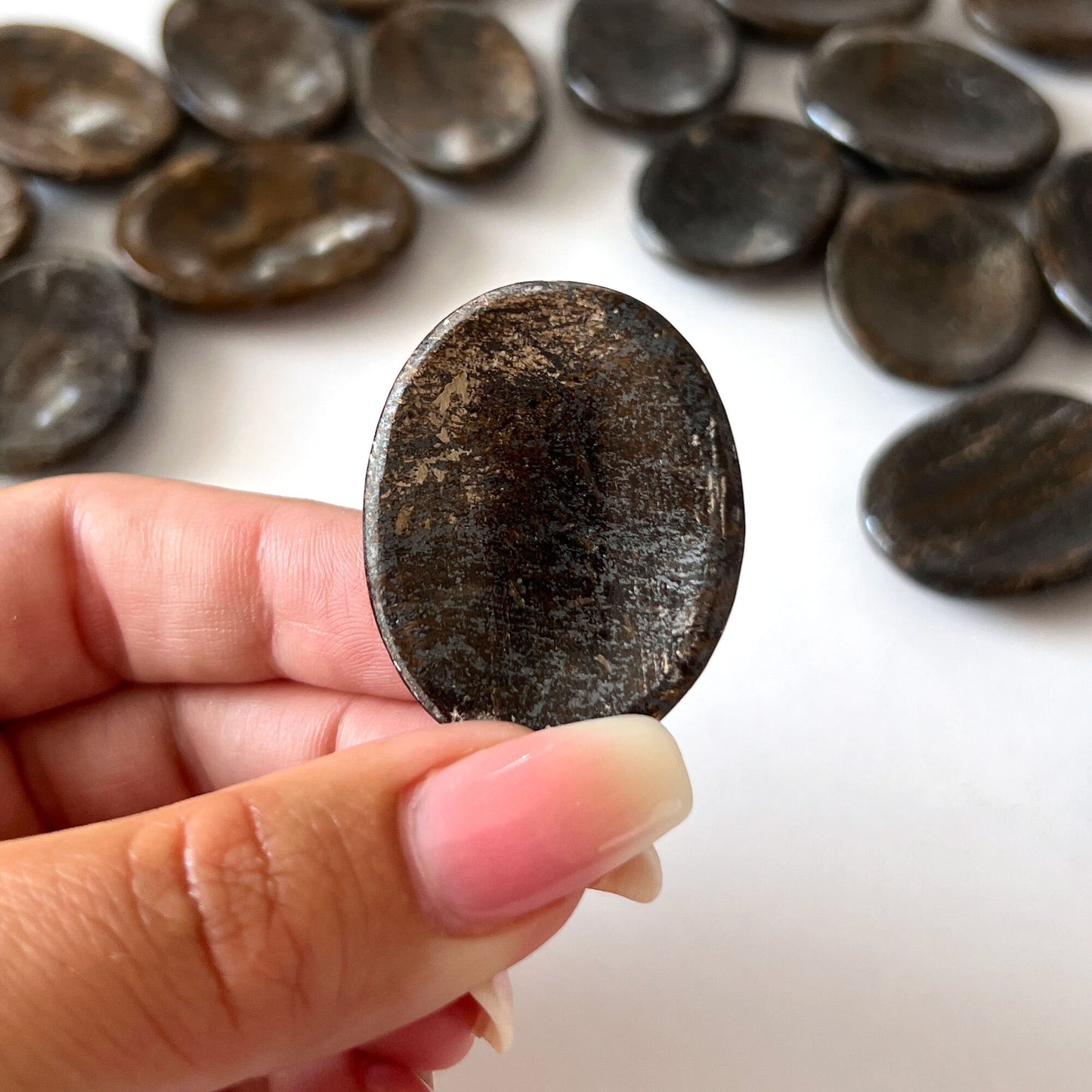 Bronzite Worry Stone | Protection from Negativity | Stress Relief | Inner Stability | Self-forgiveness | Grounding | Determination - Sole Luna