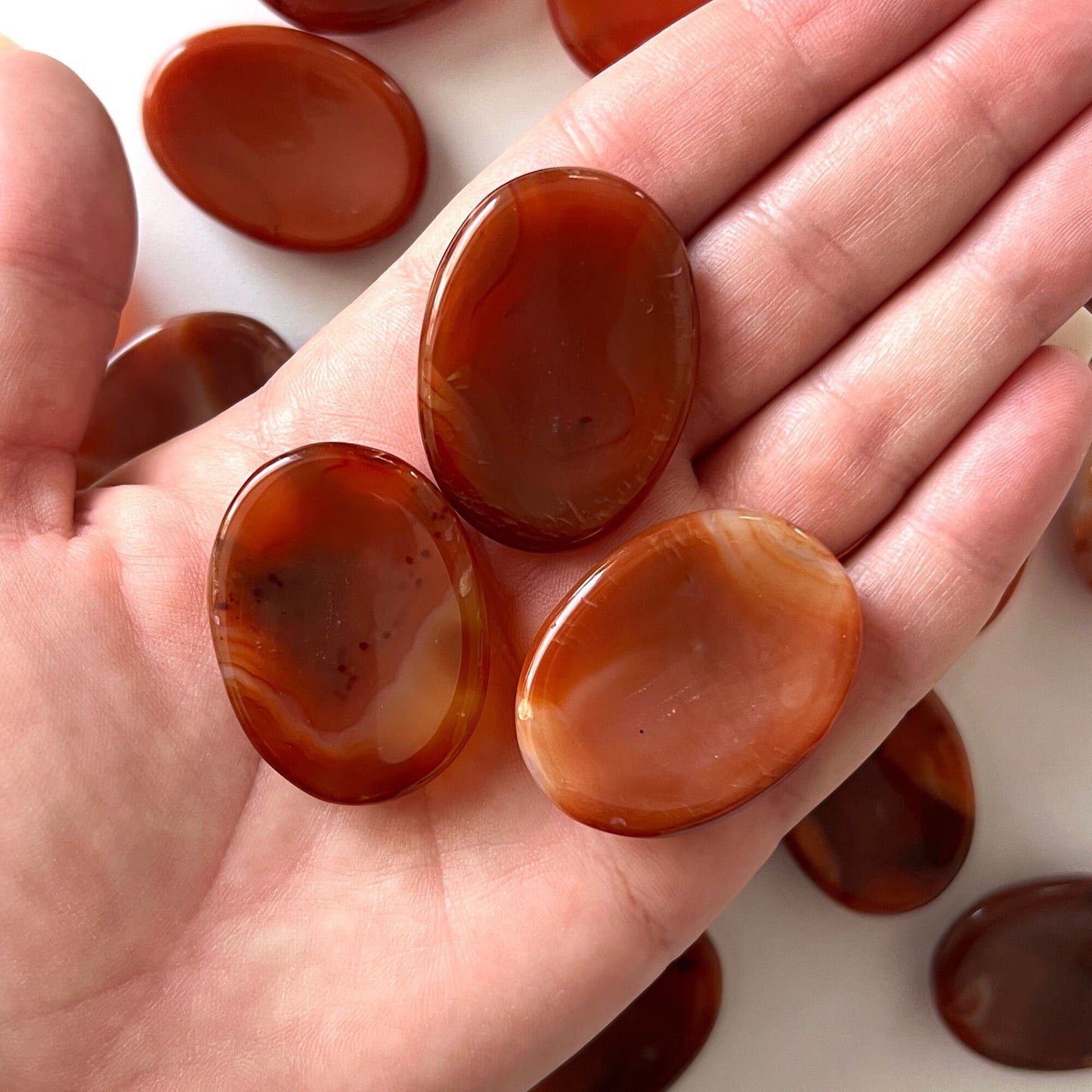 MOTIVATION Carnelian Worry Stone | Energy Boost | Creativity Crystal | Vitality | Sacral Chakra - Sole Luna