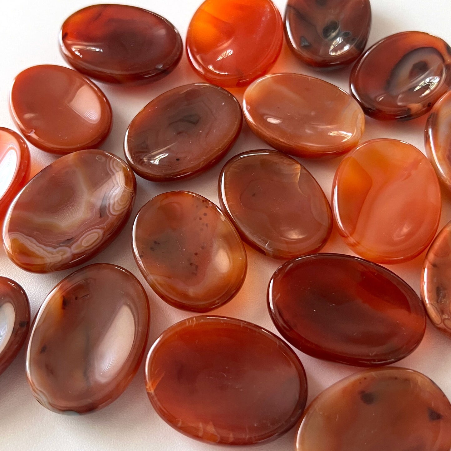 MOTIVATION Carnelian Worry Stone | Energy Boost | Creativity Crystal | Vitality | Sacral Chakra - Sole Luna