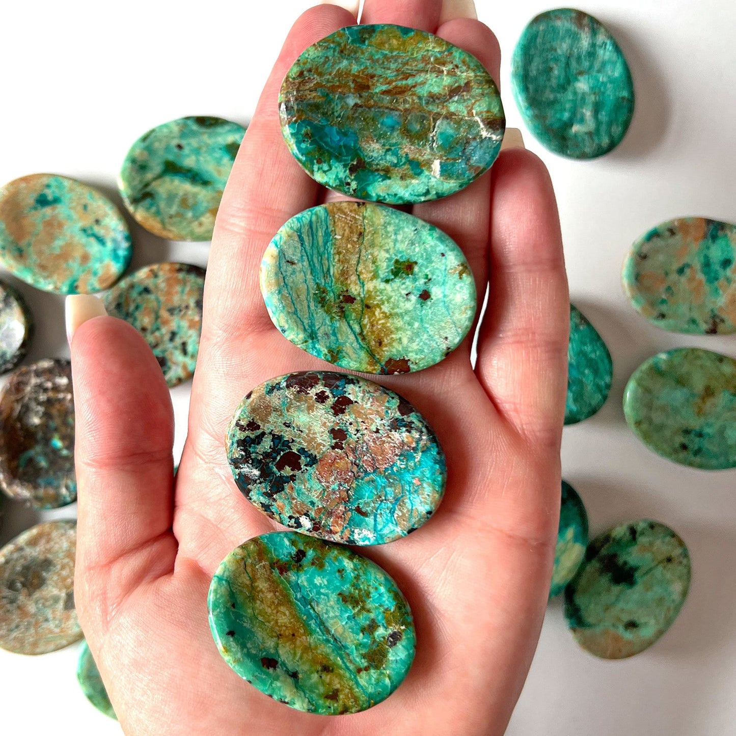 Peruvian Chrysocolla Worry Stone | Communication | Personal Truth | Happiness | Transition + Change | Meditation - Sole Luna