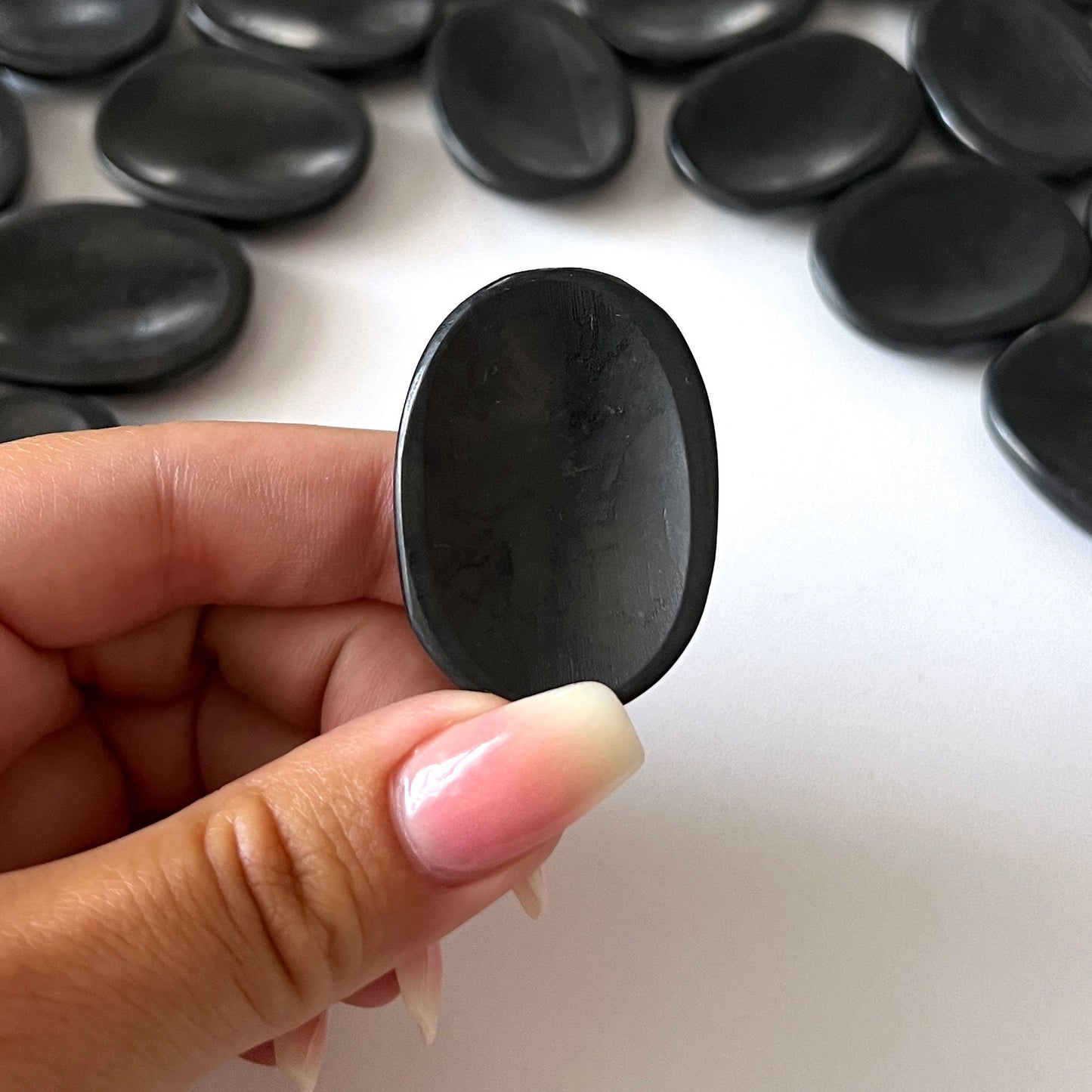 DETOX STONE Shungite Worry Stone | Purification | EMF Protection | Astral Travel | Anxiety Relief - Sole Luna
