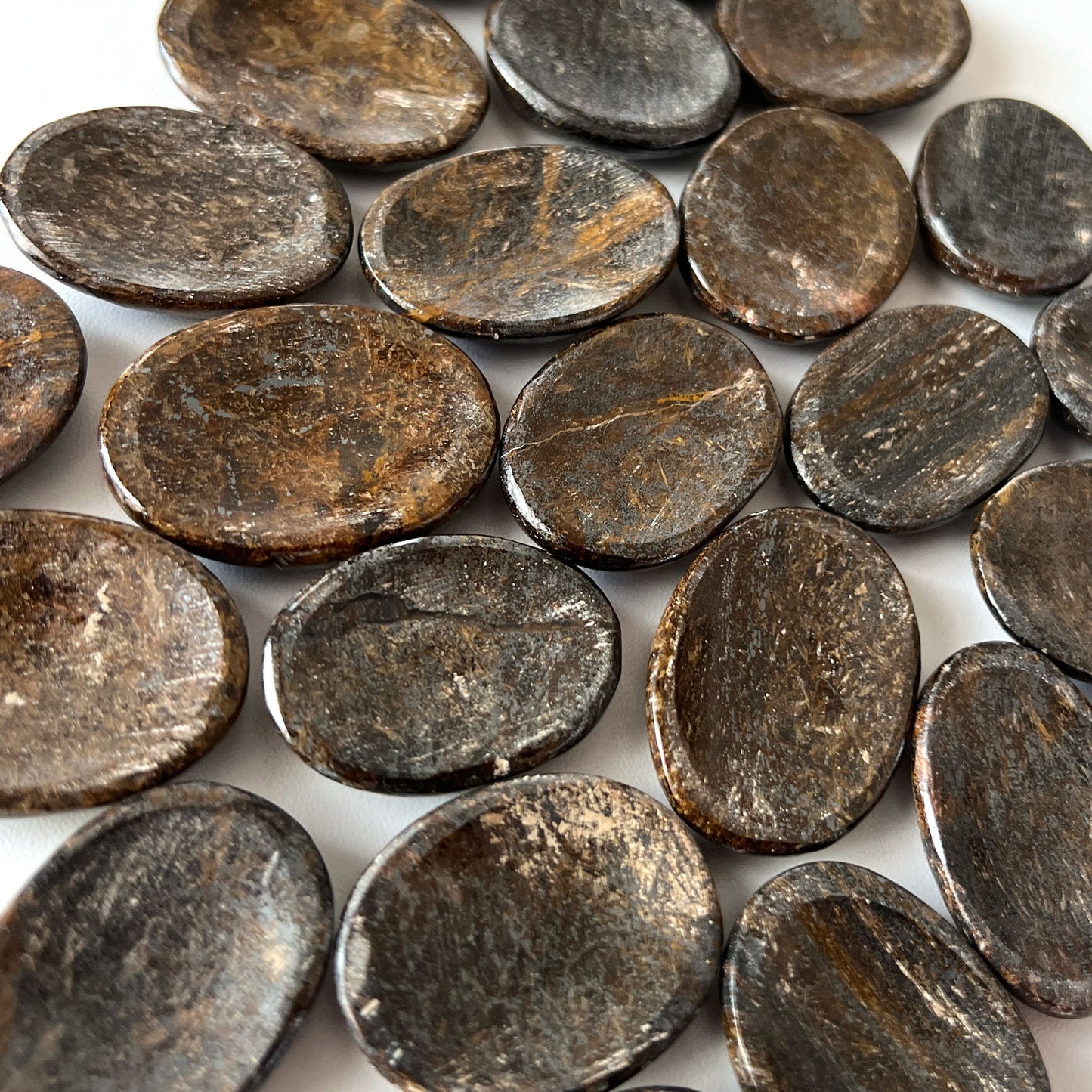 Bronzite Worry Stone | Protection from Negativity | Stress Relief | Inner Stability | Self-forgiveness | Grounding | Determination - Sole Luna