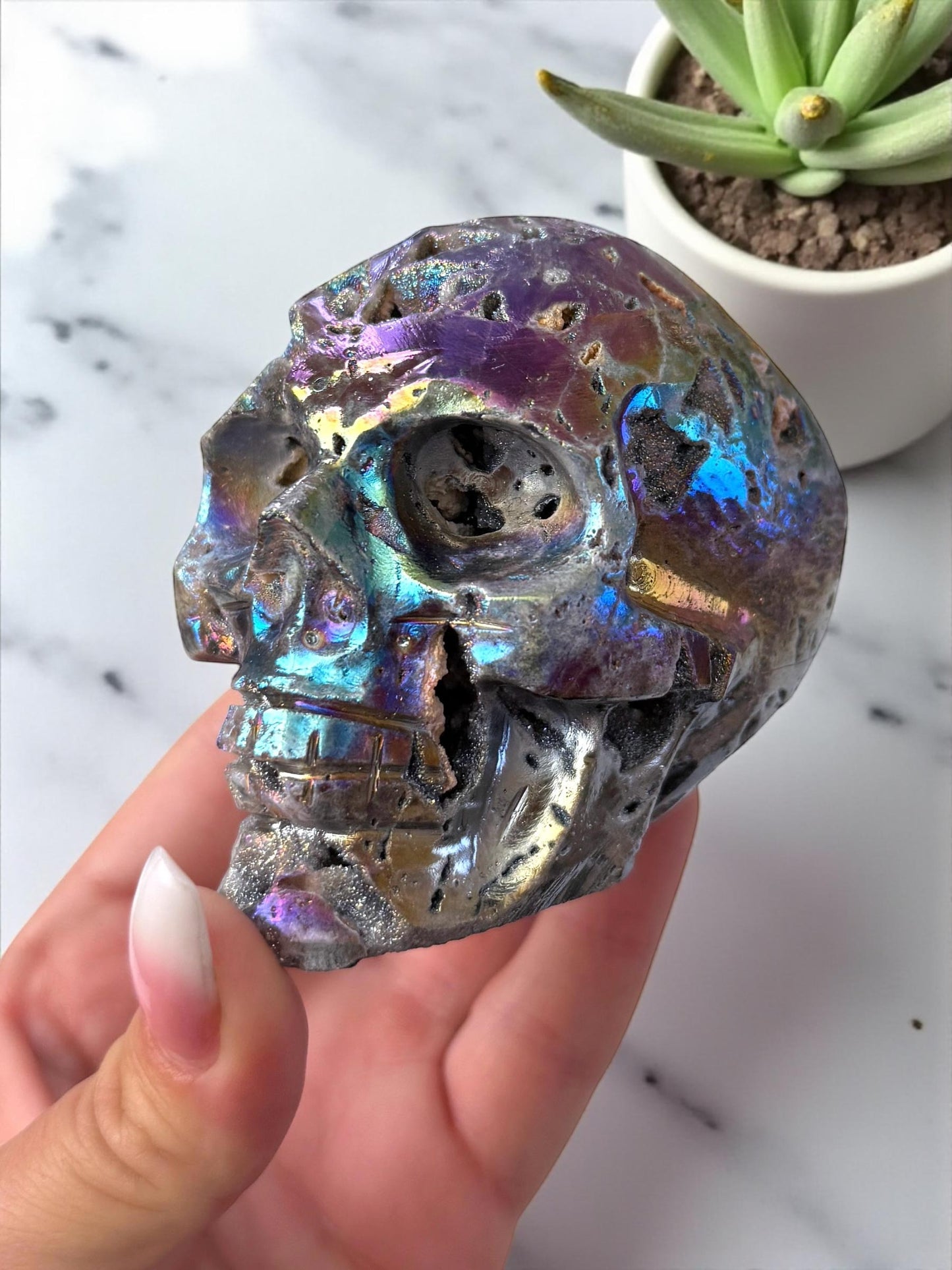 Aura Spharelite Skull