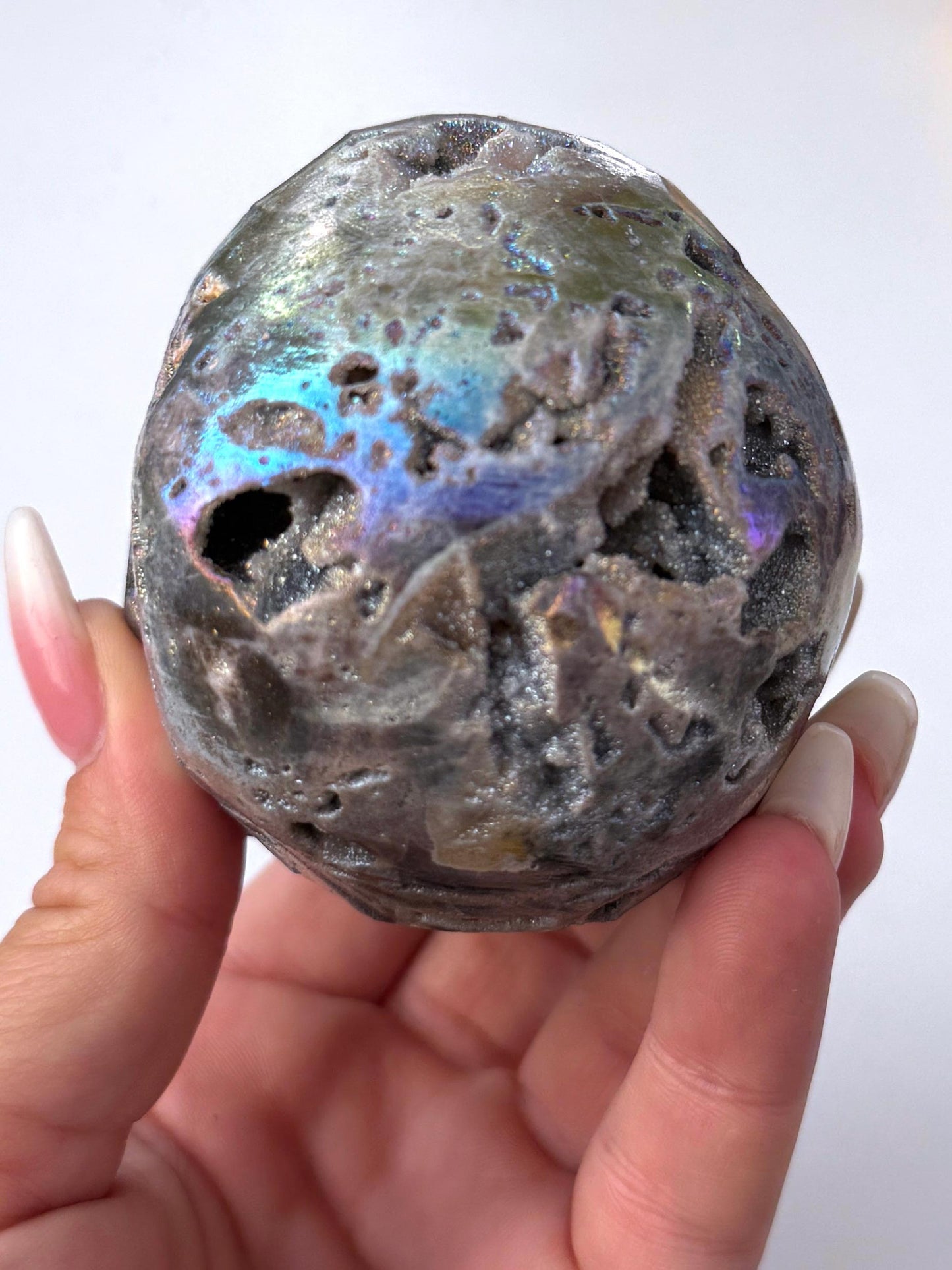 Aura Spharelite Skull