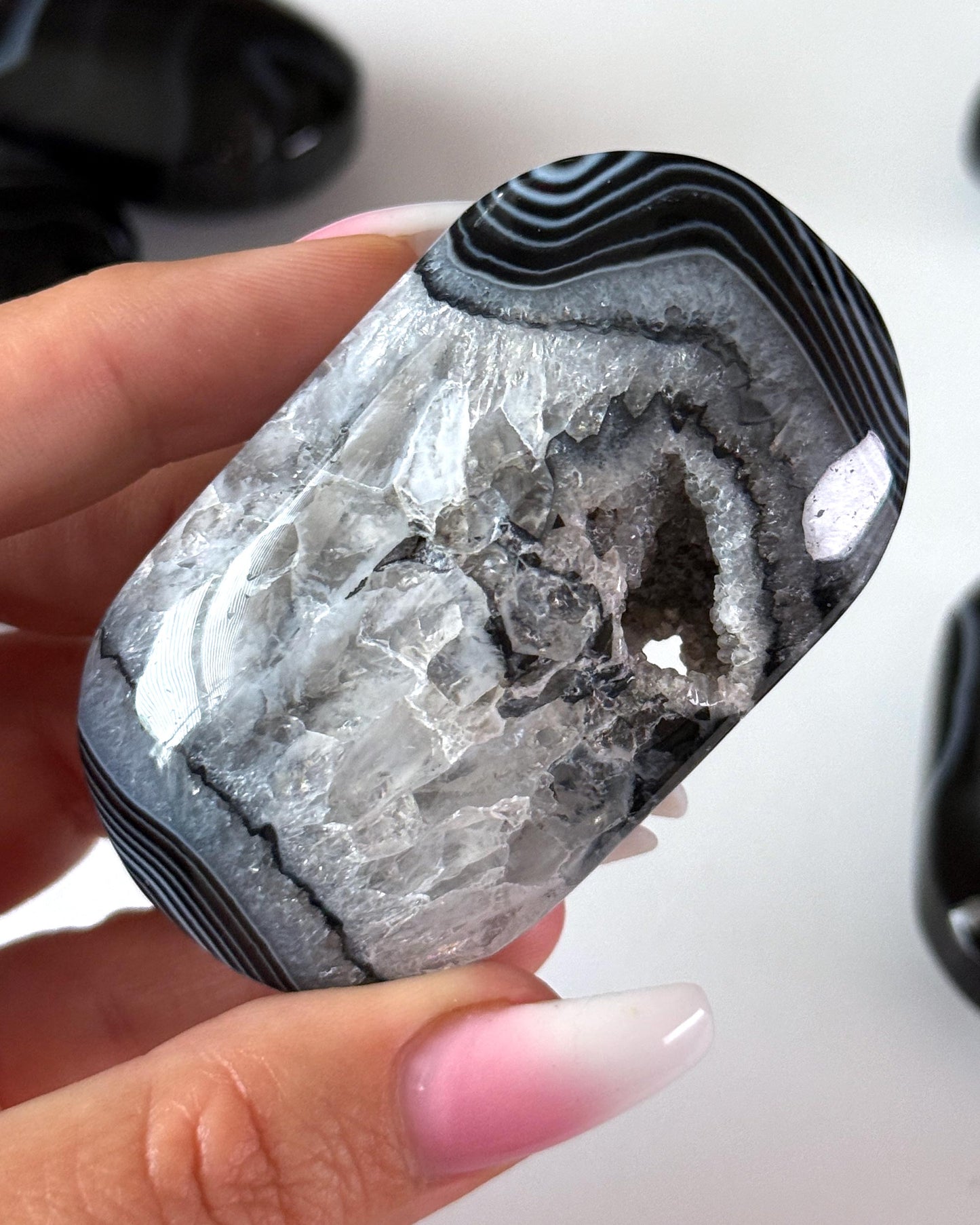 Black Agate Palm Stone