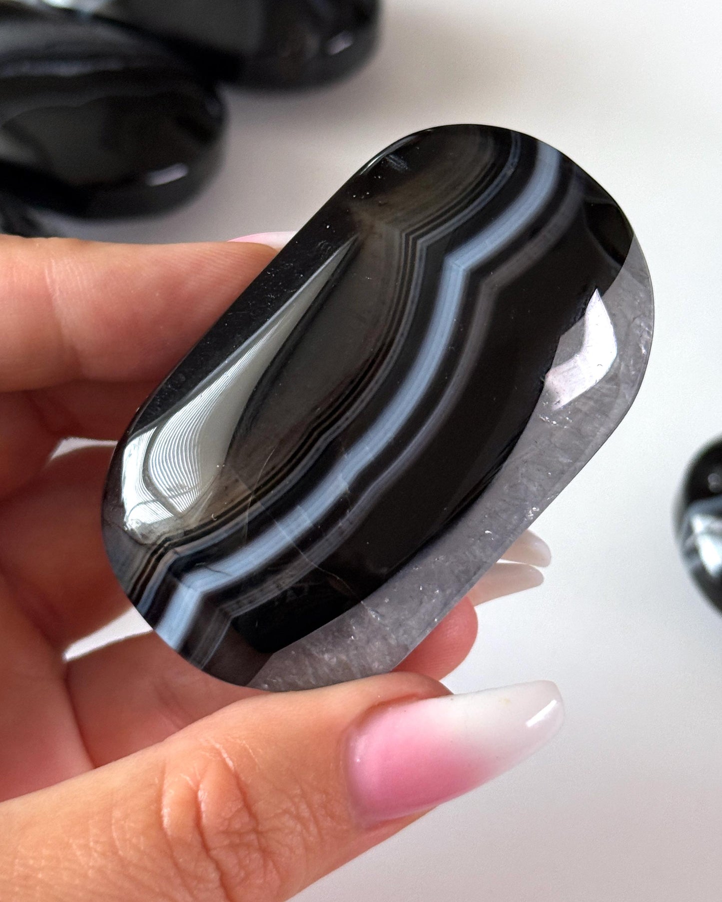 Black Agate Palm Stone