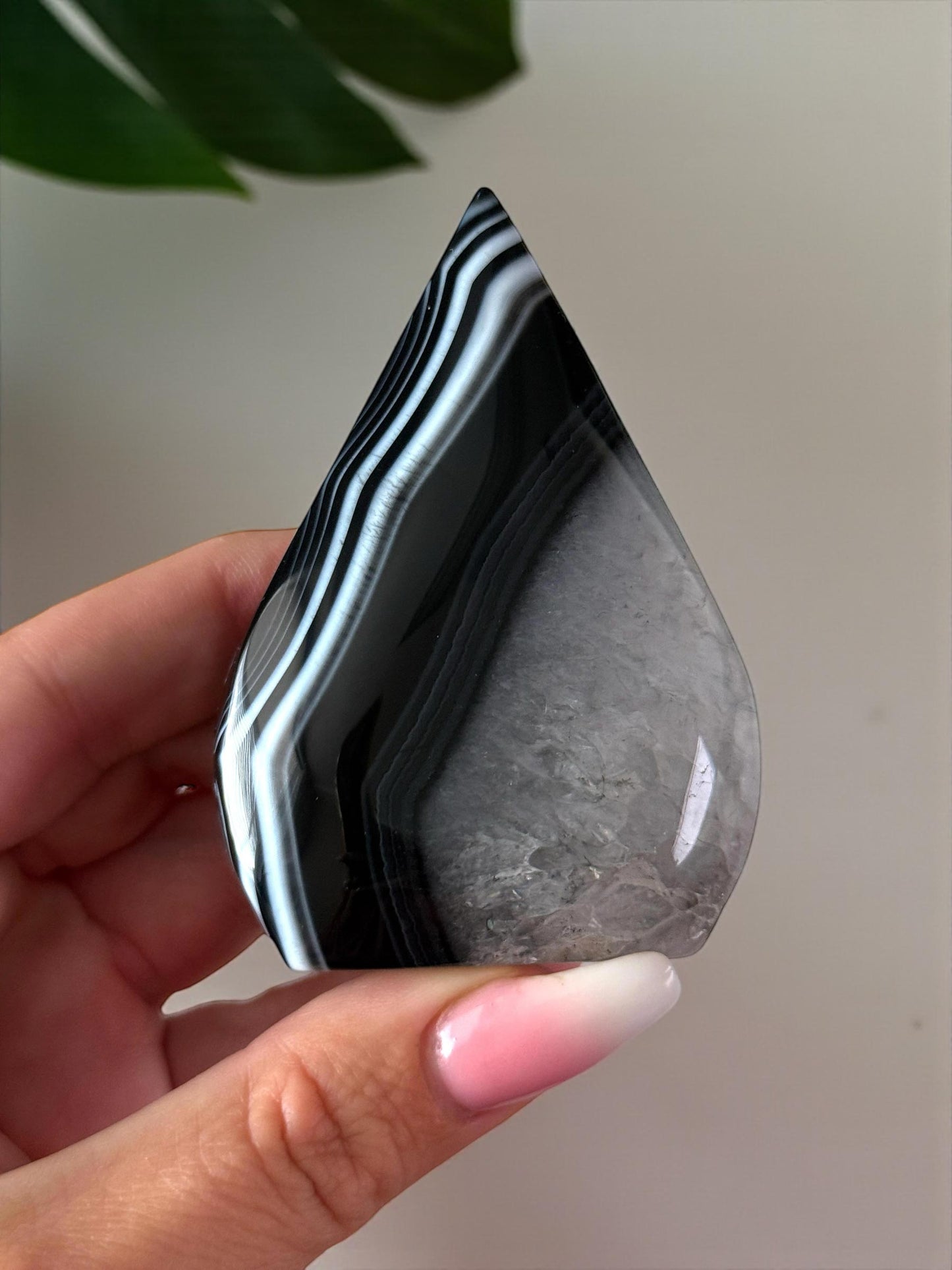 Black Agate Flame Point