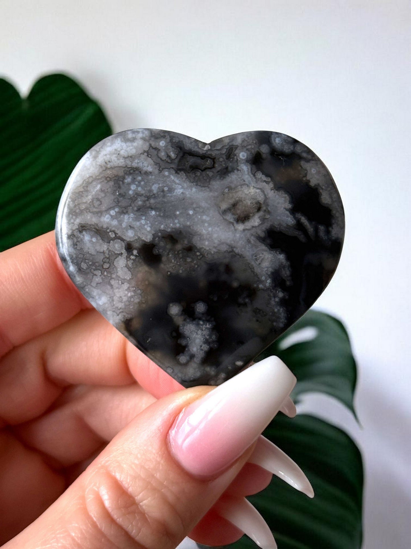 Black Flower Agate Heart