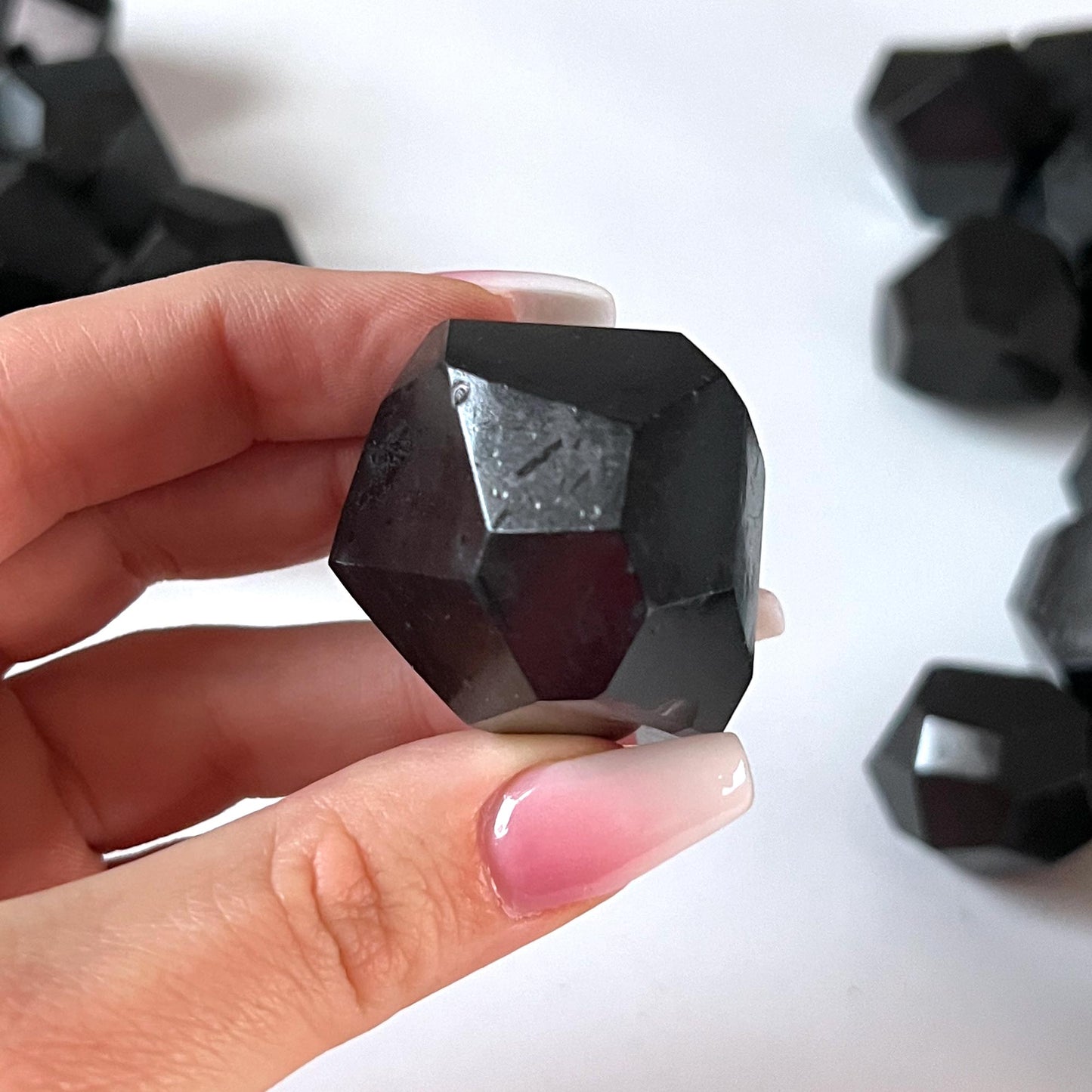 Black Tourmaline Faceted Tumbled