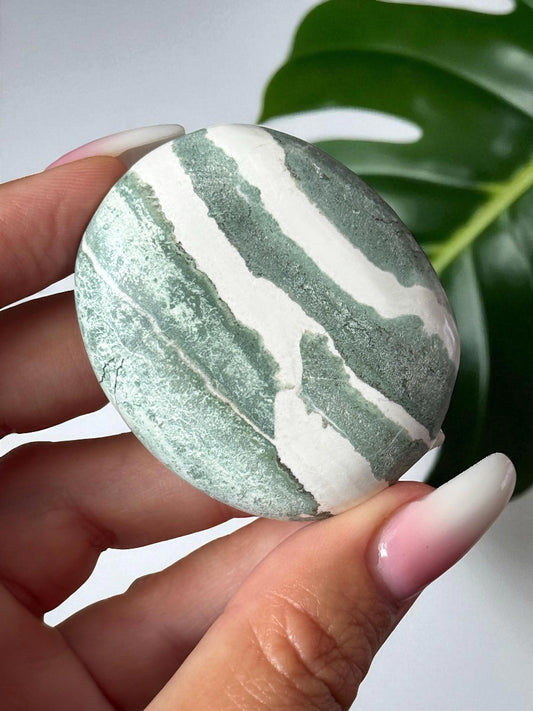 Green Sardonyx Palm Stone