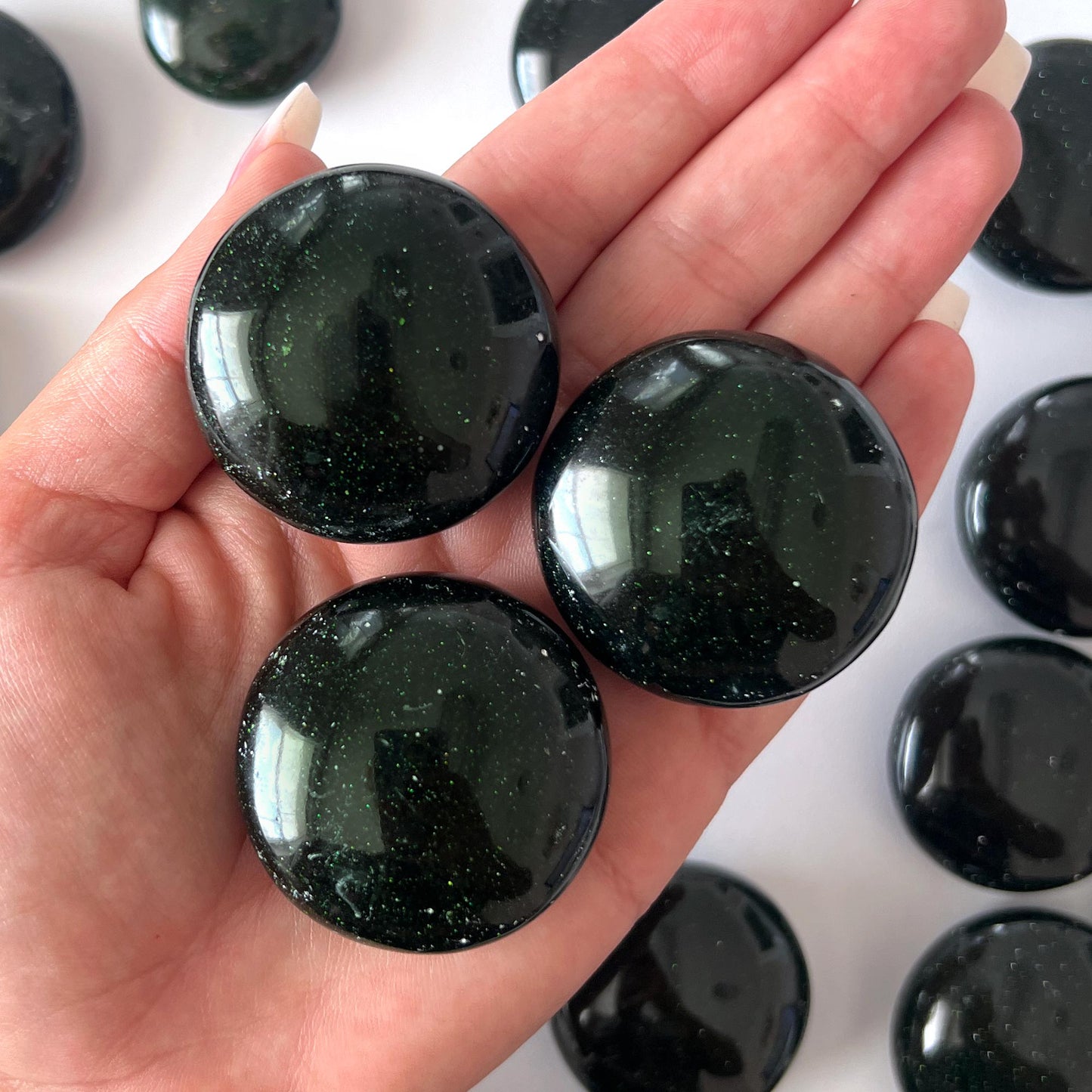 Green Goldstone Round Palm Stone