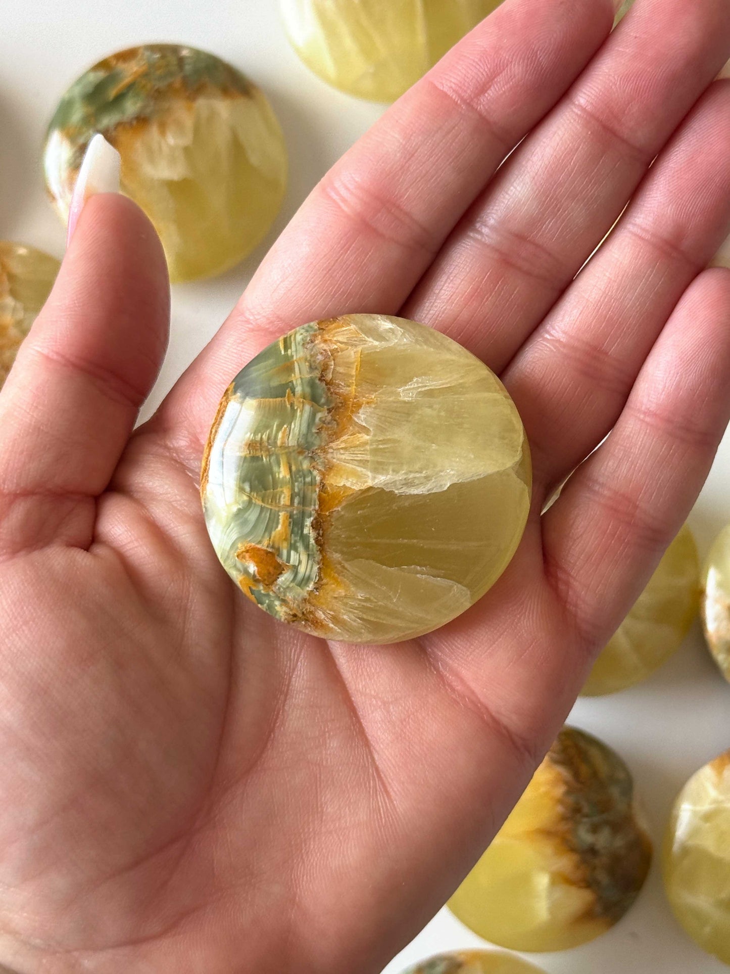 Lemon Calcite Green Onyx Round Palm Stone