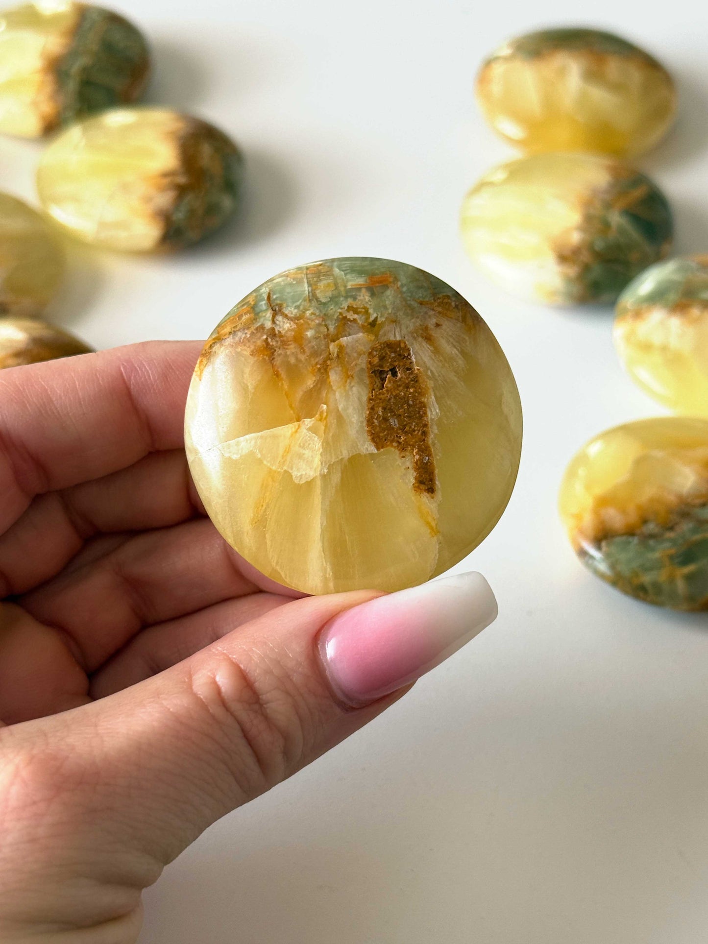 Lemon Calcite Green Onyx Round Palm Stone