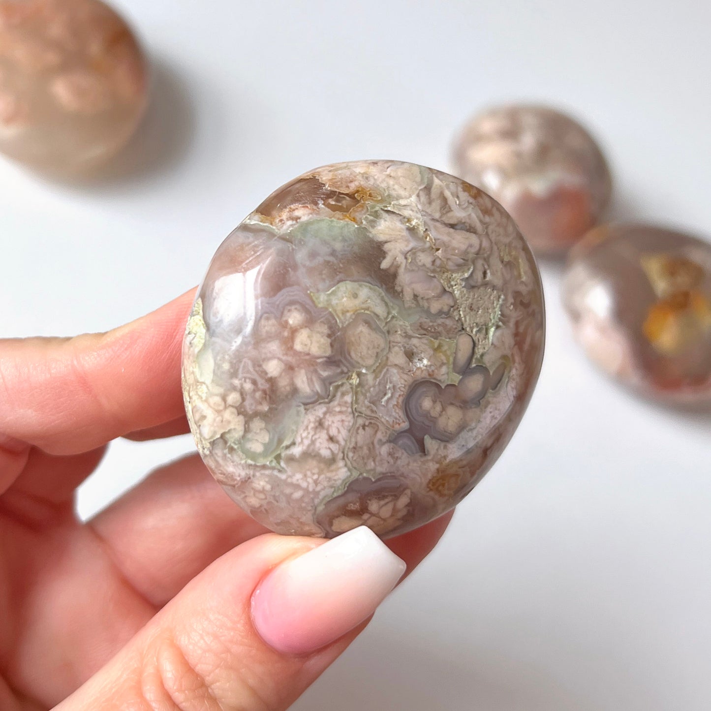 Flower Agate Palm Stone