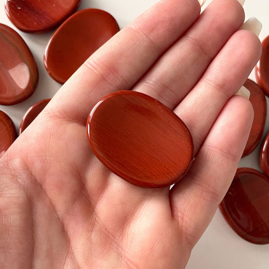 GROUNDING Red Jasper Worry Stone | Root Chakra Healing | Motivation - Sole Luna