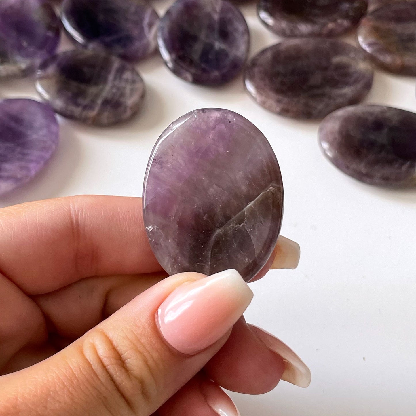 CALMING Amethyst Worry Stone | Meditation Stone | Clarity Crystal | Anxiety Relief | Protection | Spiritual Ascension - Sole Luna