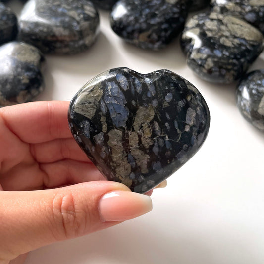 RARE Black Que Sera Heart | Llanite Heart Carving | Glaucophane | Higher Dimensional Awareness | Clairaudience | Overcoming Negativity - Sole Luna