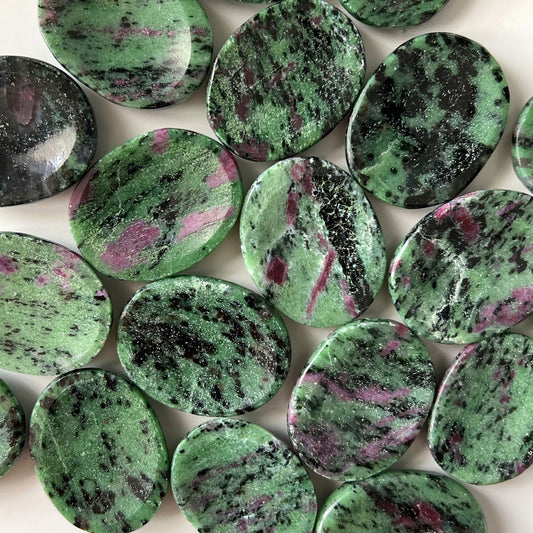 GROWTH Ruby Zoisite Worry Stone | Happiness | Self-Esteem | Healing | Releasing Fears - Sole Luna