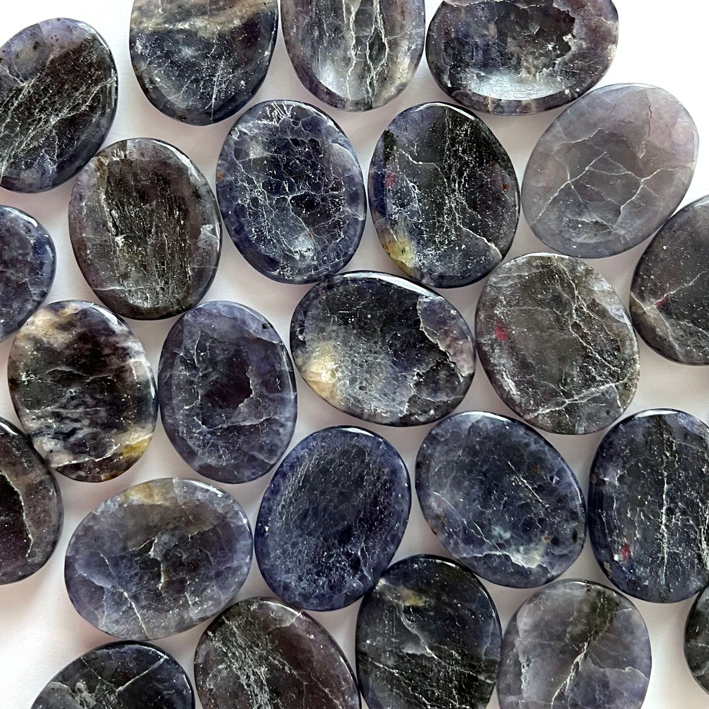 INTUITION Iolite Worry Stone | Awareness | Inner Vision | Third Eye + Crown Chakra | Past Life | Soul Retrieval | Shamanic Journeying - Sole Luna