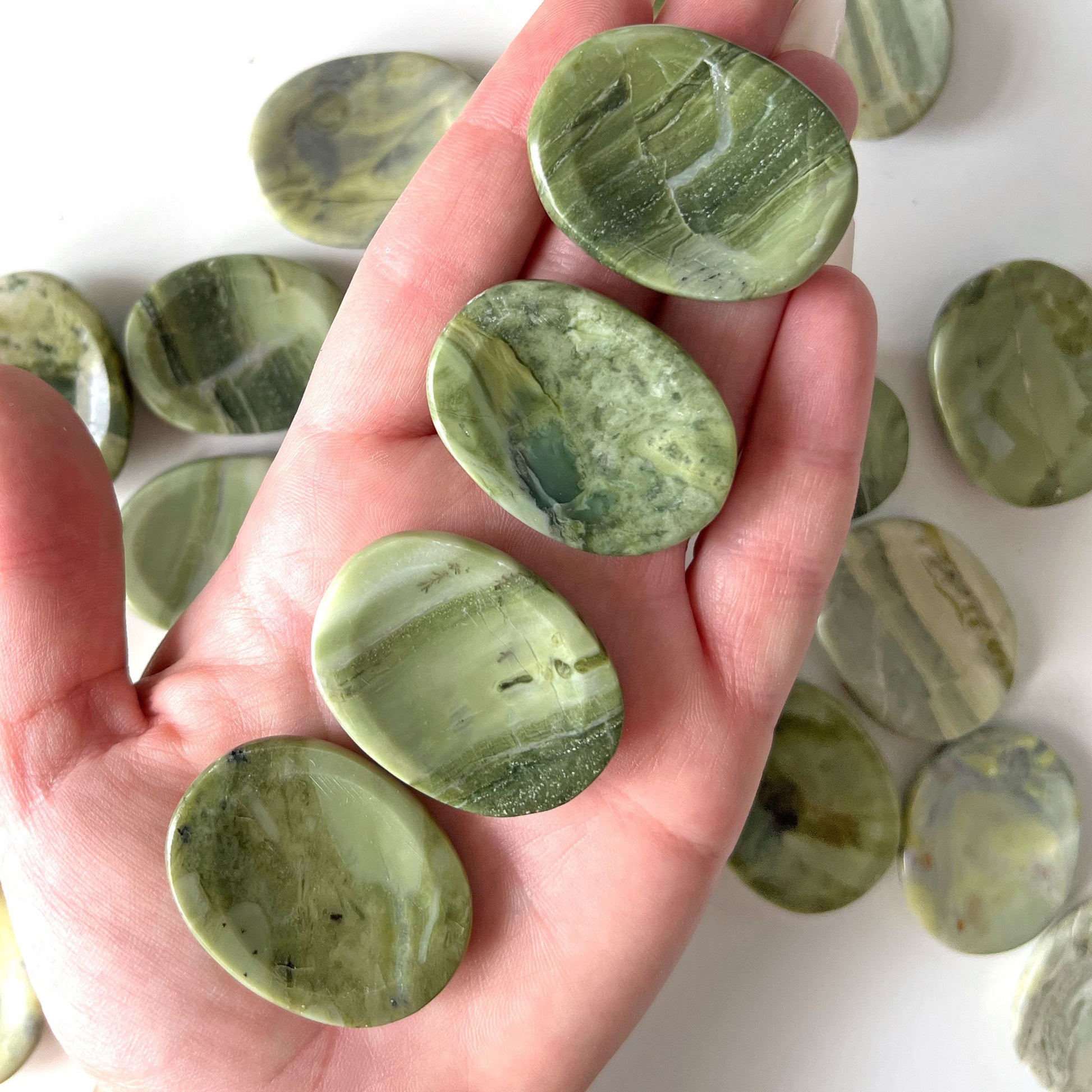 Kundalini Energy Serpentine Worry Stone | Meditation Palm Stone | Healing Crystal - Sole Luna