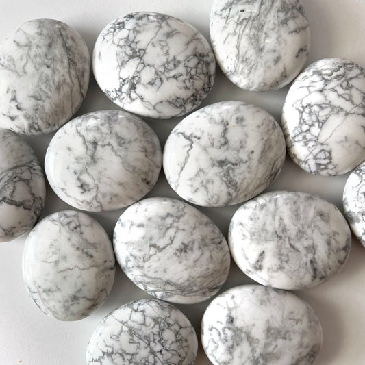 SOOTHING Howlite Palm Stone | Gorgeous Soft Marble Pattern | Meditation Palm Stone | Calming Stone - Sole Luna