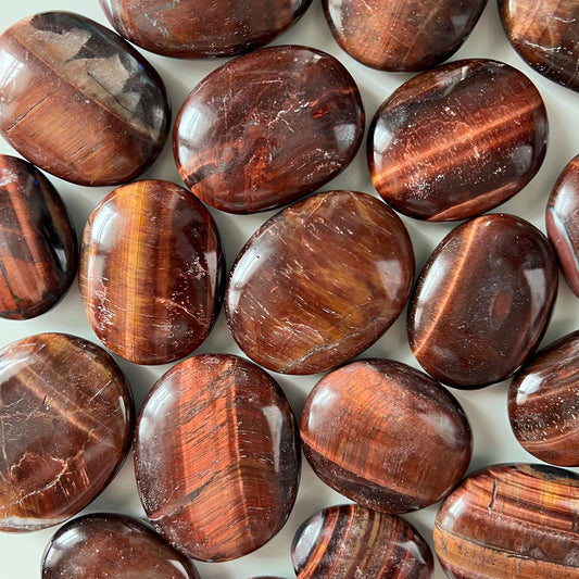 Red Tiger's Eye Palm Stone | Protection Crystal | Self-Esteem | Motivation | Energy | Sex Drive - Sole Luna