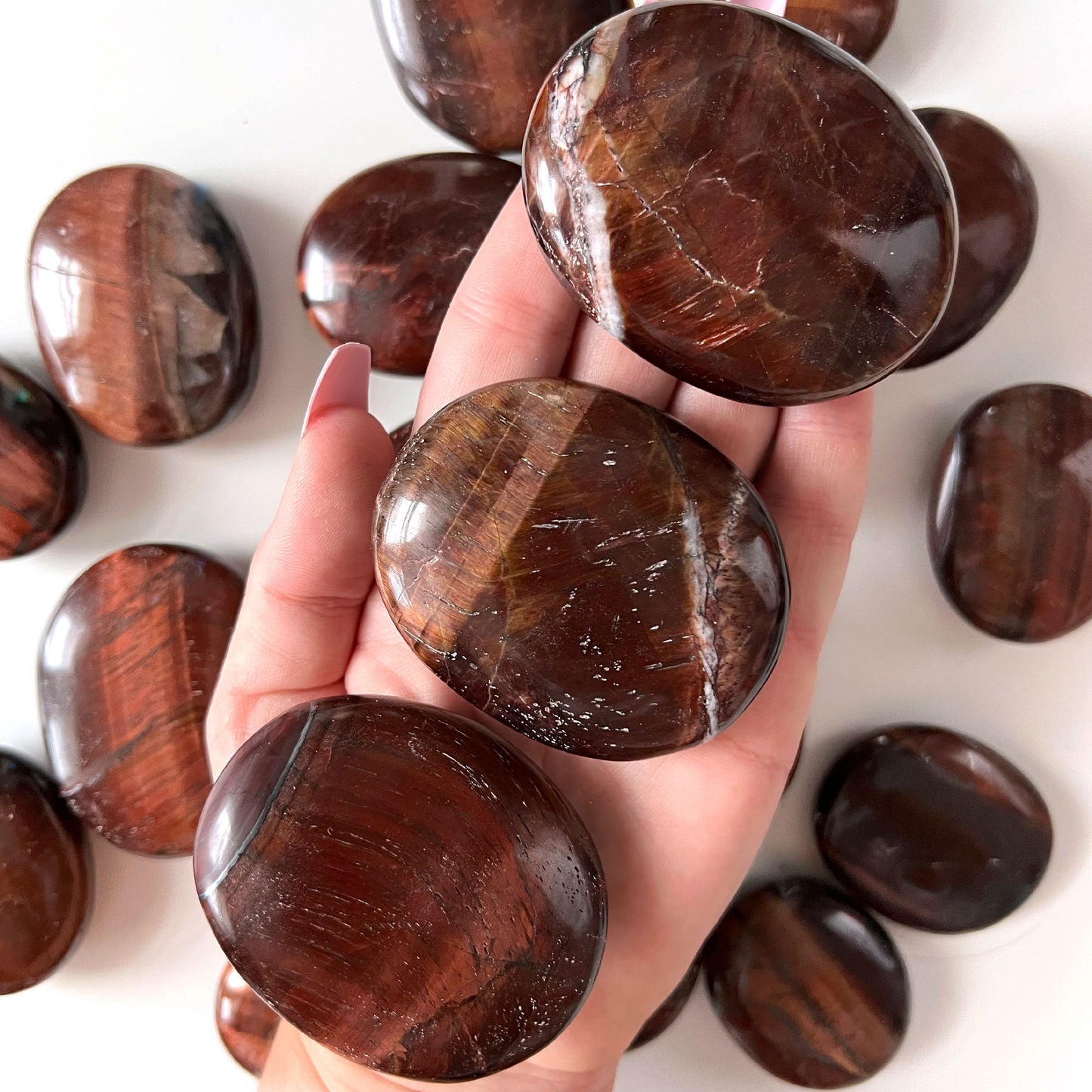 Red Tiger's Eye Palm Stone | Protection Crystal | Self-Esteem | Motivation | Energy | Sex Drive - Sole Luna