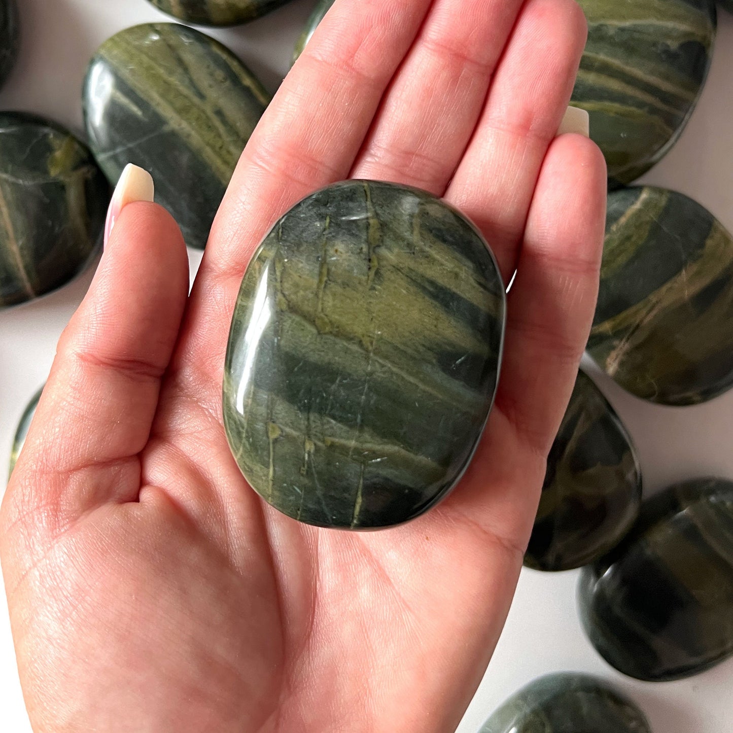 Green Jasper Palm Stone | Emotional Balance | Spiritual Freedom | Earth Connection | Grounding | Protection - Sole Luna